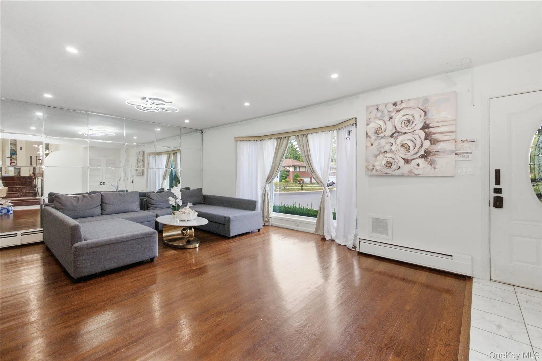 2 Goldfield Street, Huntington, NY, 3 Bedrooms Bedrooms, 6 Rooms Rooms,3 BathroomsBathrooms,Residential,For Rent,Goldfield,0,1051791 2 Goldfield Street, Huntington, NY, 3 Bedrooms Bedrooms, 6 Rooms Rooms,3 BathroomsBathrooms,Residential,For Rent,Goldfield,0,1051791