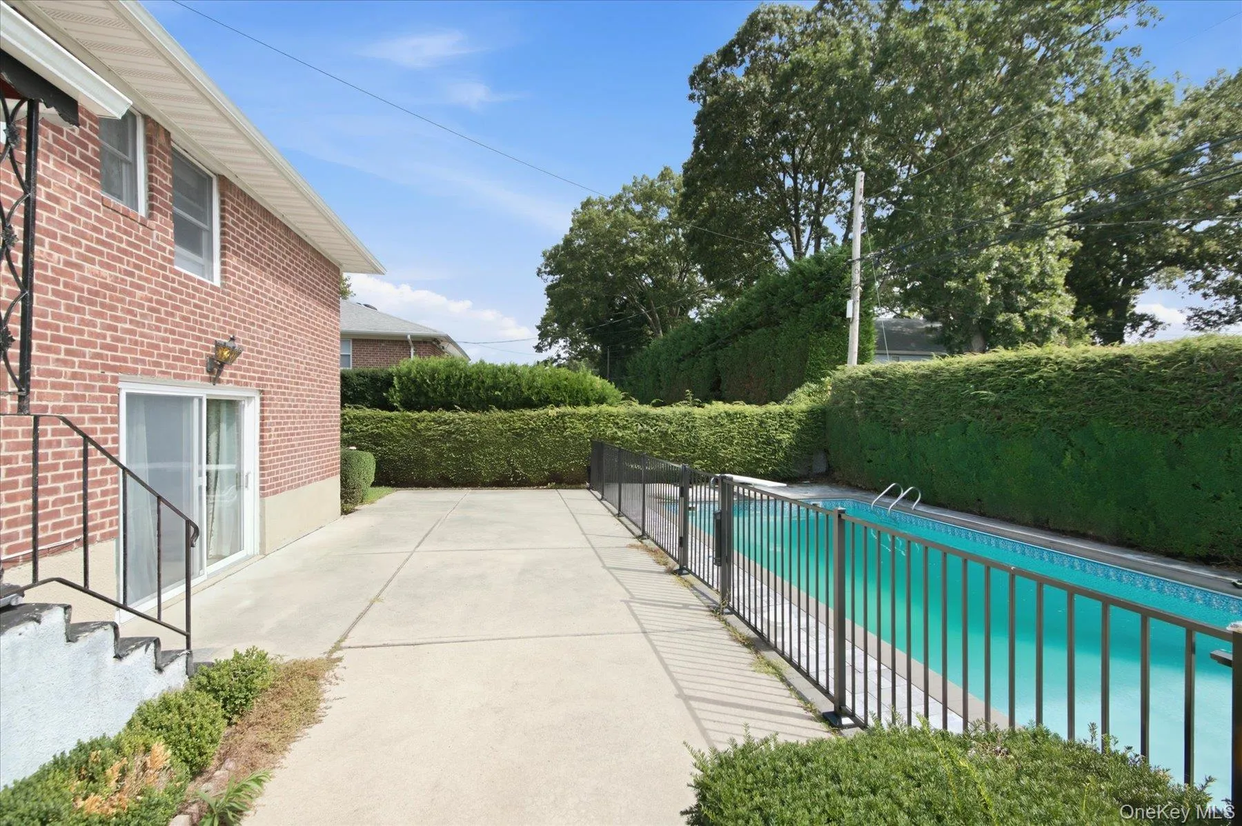 2 Goldfield Street, Huntington, NY, 3 Bedrooms Bedrooms, 6 Rooms Rooms,3 BathroomsBathrooms,Residential,For Rent,Goldfield,0,1051791 2 Goldfield Street, Huntington, NY, 3 Bedrooms Bedrooms, 6 Rooms Rooms,3 BathroomsBathrooms,Residential,For Rent,Goldfield,0,1051791