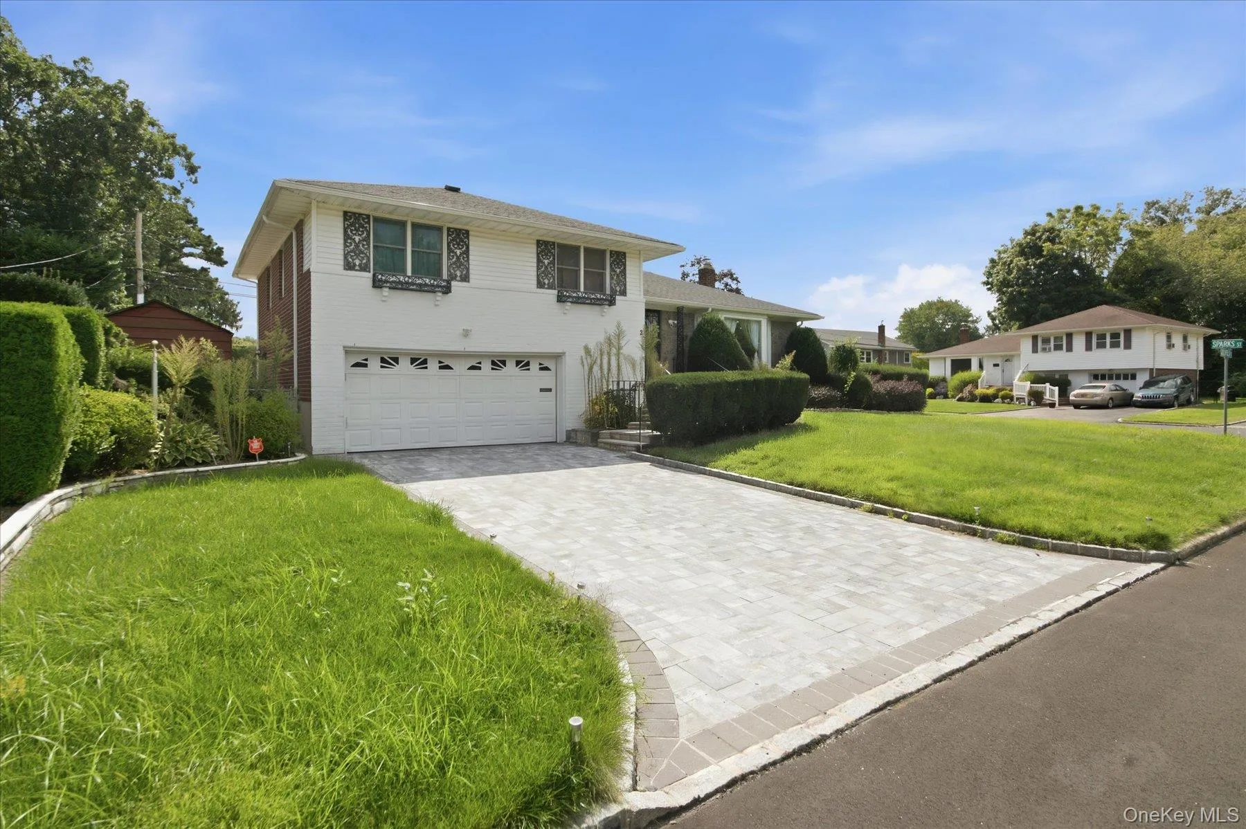 2 Goldfield Street, Huntington, NY, 3 Bedrooms Bedrooms, 6 Rooms Rooms,3 BathroomsBathrooms,Residential,For Rent,Goldfield,0,1051791 2 Goldfield Street, Huntington, NY, 3 Bedrooms Bedrooms, 6 Rooms Rooms,3 BathroomsBathrooms,Residential,For Rent,Goldfield,0,1051791