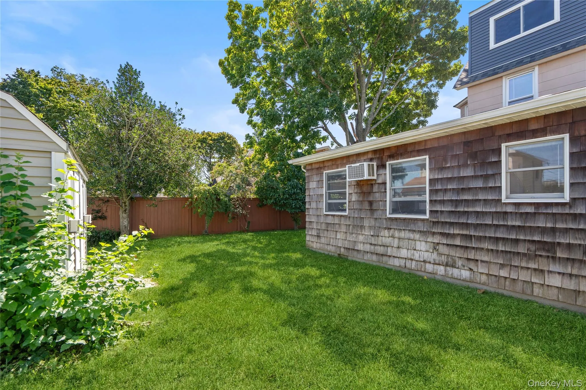 120 High Street, Babylon, NY, 3 Bedrooms Bedrooms, 7 Rooms Rooms,2 BathroomsBathrooms,Residential Lease,For Rent,High,0,1051792 120 High Street, Babylon, NY, 3 Bedrooms Bedrooms, 7 Rooms Rooms,2 BathroomsBathrooms,Residential Lease,For Rent,High,0,1051792