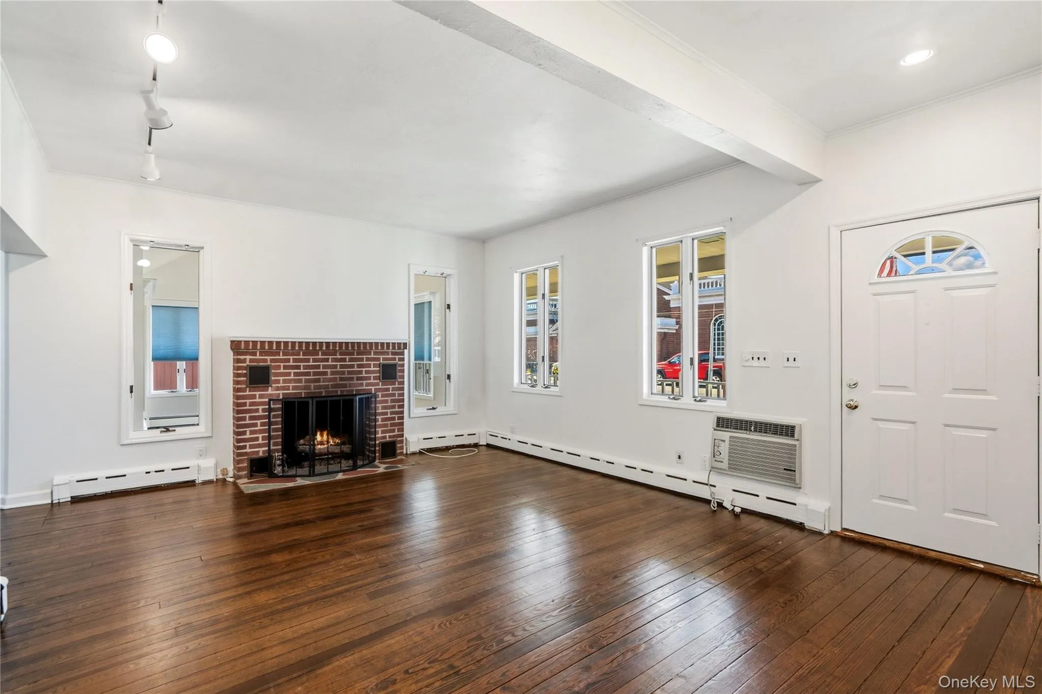 120 High Street, Babylon, NY, 3 Bedrooms Bedrooms, 7 Rooms Rooms,2 BathroomsBathrooms,Residential Lease,For Rent,High,0,1051792 120 High Street, Babylon, NY, 3 Bedrooms Bedrooms, 7 Rooms Rooms,2 BathroomsBathrooms,Residential Lease,For Rent,High,0,1051792