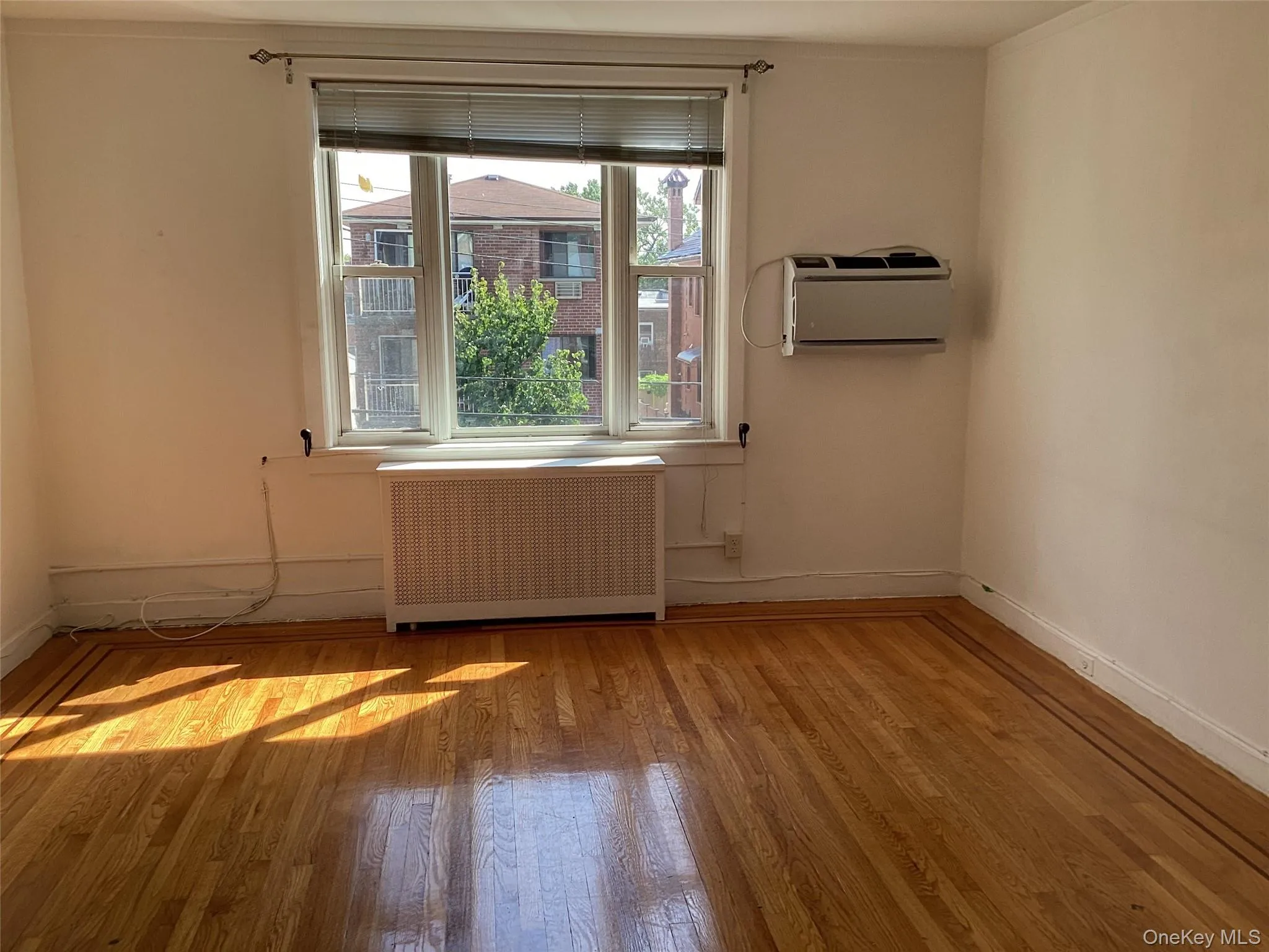 6125 185th Street, New York, NY, 2 Bedroom Bedrooms, 5 Room Rooms,1 BathroomBathrooms,Residential Lease,For Rent,185th,0,1051796 6125 185th Street, New York, NY, 2 Bedroom Bedrooms, 5 Room Rooms,1 BathroomBathrooms,Residential Lease,For Rent,185th,0,1051796