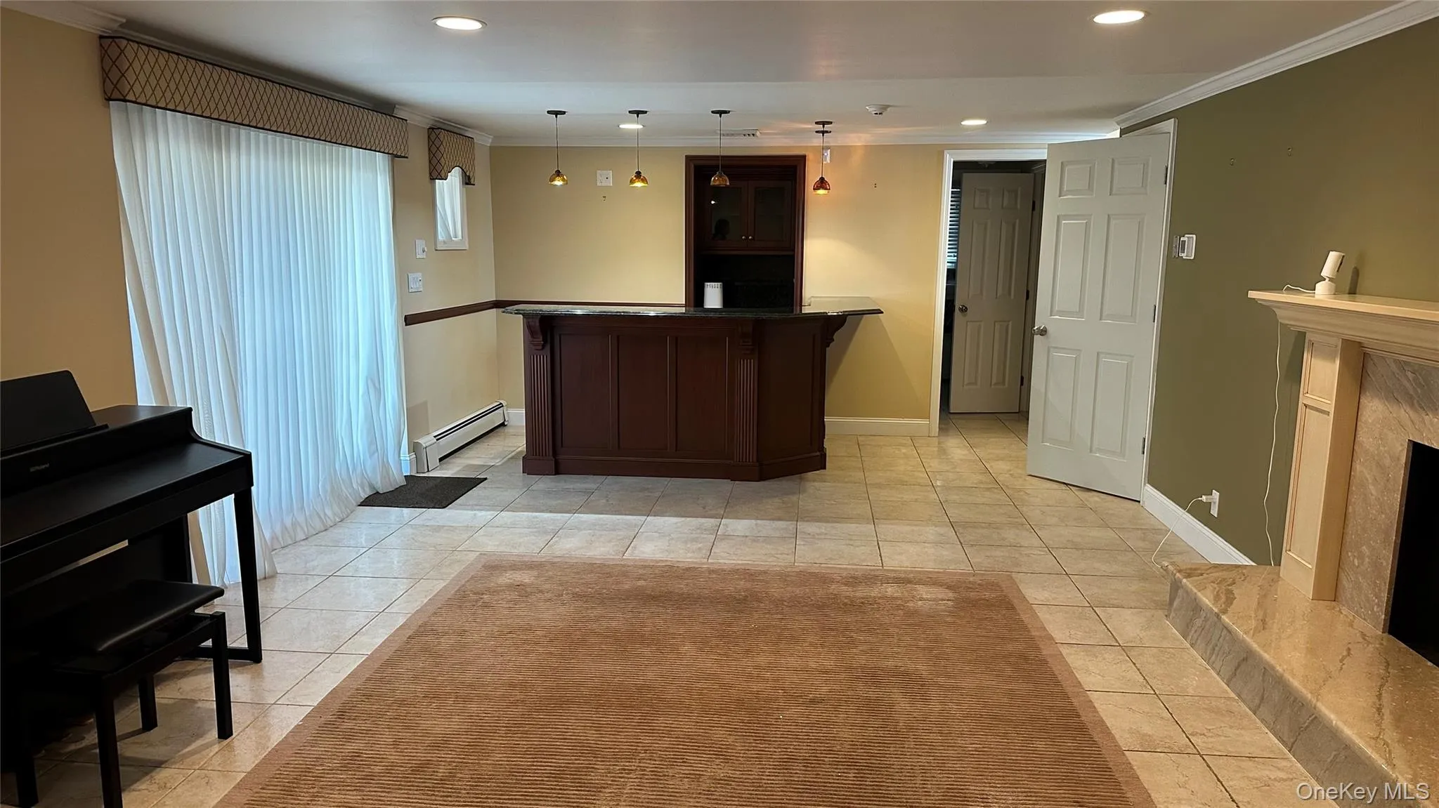207 Maytime Drive, Oyster Bay, NY, 4 Bedrooms Bedrooms, 9 Rooms Rooms,3 BathroomsBathrooms,Residential Lease,For Rent,Maytime,0,1051798 207 Maytime Drive, Oyster Bay, NY, 4 Bedrooms Bedrooms, 9 Rooms Rooms,3 BathroomsBathrooms,Residential Lease,For Rent,Maytime,0,1051798
