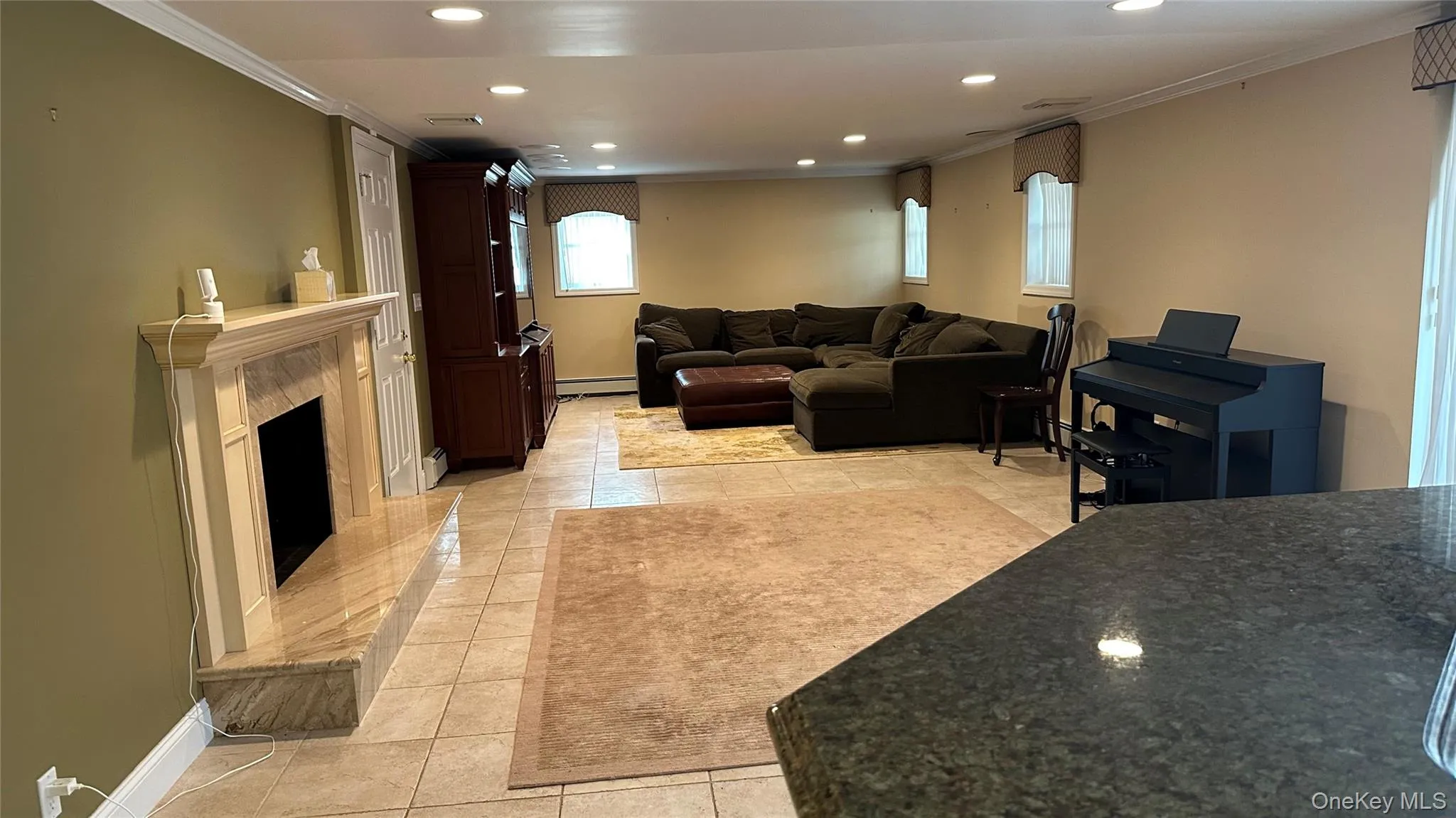 207 Maytime Drive, Oyster Bay, NY, 4 Bedrooms Bedrooms, 9 Rooms Rooms,3 BathroomsBathrooms,Residential Lease,For Rent,Maytime,0,1051798 207 Maytime Drive, Oyster Bay, NY, 4 Bedrooms Bedrooms, 9 Rooms Rooms,3 BathroomsBathrooms,Residential Lease,For Rent,Maytime,0,1051798