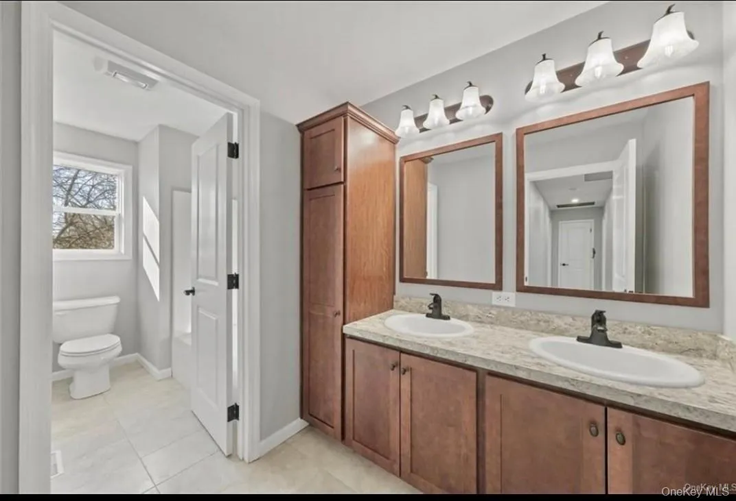17 Chestnut Street, Stony Point, NY, 7 Bedrooms Bedrooms, 11 Rooms Rooms,3 BathroomsBathrooms,Residential,For Rent,Chestnut,0,1051800 17 Chestnut Street, Stony Point, NY, 7 Bedrooms Bedrooms, 11 Rooms Rooms,3 BathroomsBathrooms,Residential,For Rent,Chestnut,0,1051800