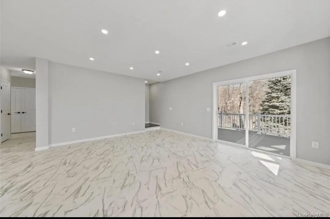 17 Chestnut Street, Stony Point, NY, 7 Bedrooms Bedrooms, 11 Rooms Rooms,3 BathroomsBathrooms,Residential,For Rent,Chestnut,0,1051800 17 Chestnut Street, Stony Point, NY, 7 Bedrooms Bedrooms, 11 Rooms Rooms,3 BathroomsBathrooms,Residential,For Rent,Chestnut,0,1051800