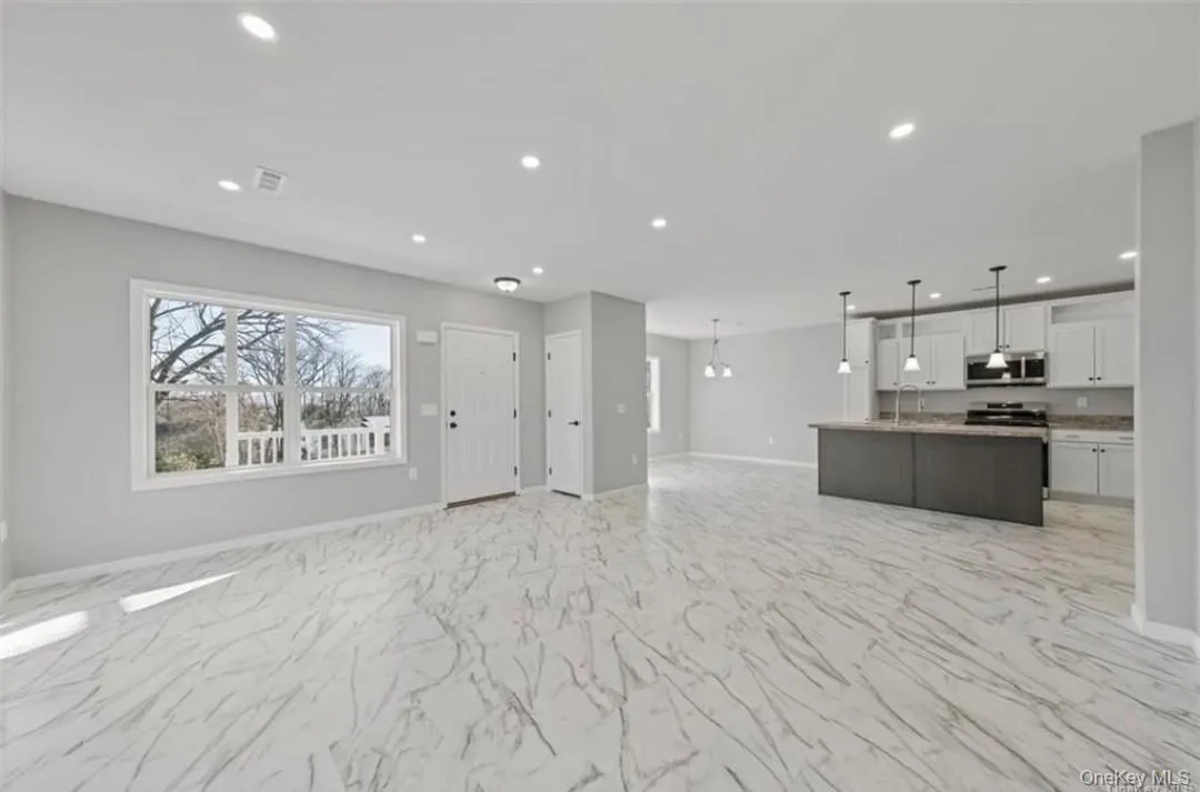 17 Chestnut Street, Stony Point, NY, 7 Bedrooms Bedrooms, 11 Rooms Rooms,3 BathroomsBathrooms,Residential,For Rent,Chestnut,0,1051800 17 Chestnut Street, Stony Point, NY, 7 Bedrooms Bedrooms, 11 Rooms Rooms,3 BathroomsBathrooms,Residential,For Rent,Chestnut,0,1051800