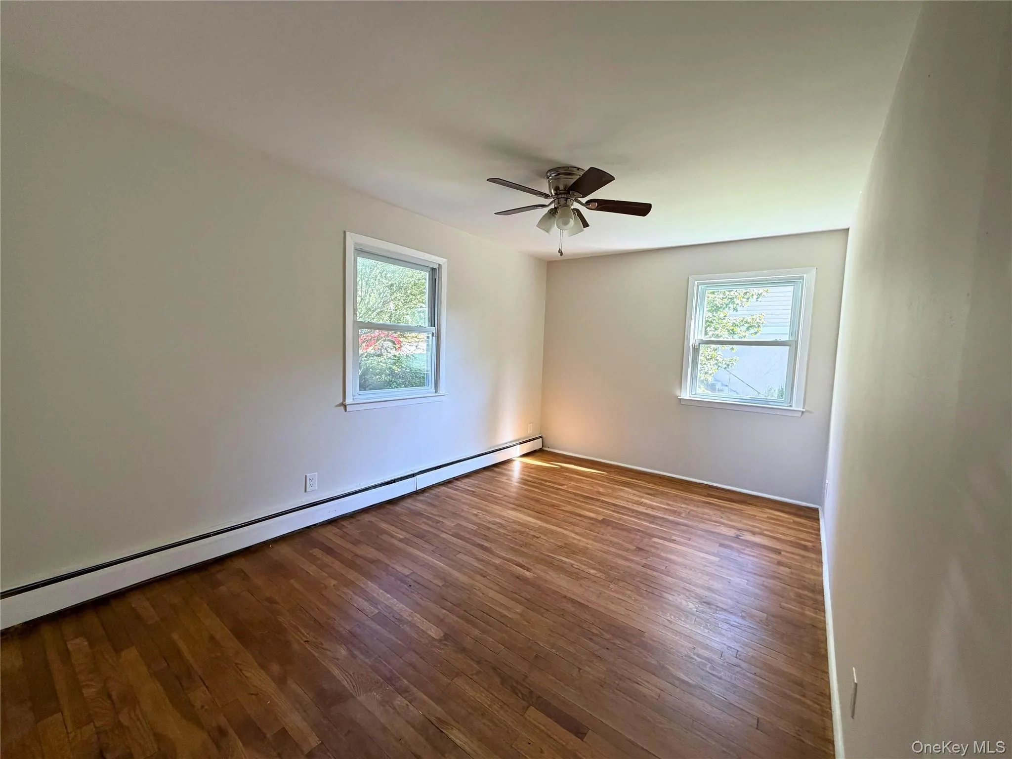 13 Woodrow Avenue, Yonkers, NY, 3 Bedrooms Bedrooms, 5 Rooms Rooms,1 BathroomBathrooms,Residential Lease,For Rent,Woodrow,0,1051801 13 Woodrow Avenue, Yonkers, NY, 3 Bedrooms Bedrooms, 5 Rooms Rooms,1 BathroomBathrooms,Residential Lease,For Rent,Woodrow,0,1051801