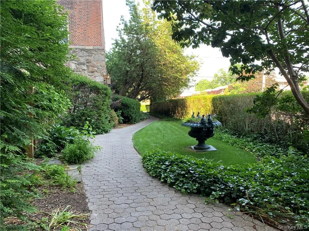 151 Centre, New Rochelle, NY, 1 Bedroom Bedrooms, 3 Rooms Rooms,1 BathroomBathrooms,Residential,For Rent,Centre,0,1051803 151 Centre, New Rochelle, NY, 1 Bedroom Bedrooms, 3 Rooms Rooms,1 BathroomBathrooms,Residential,For Rent,Centre,0,1051803
