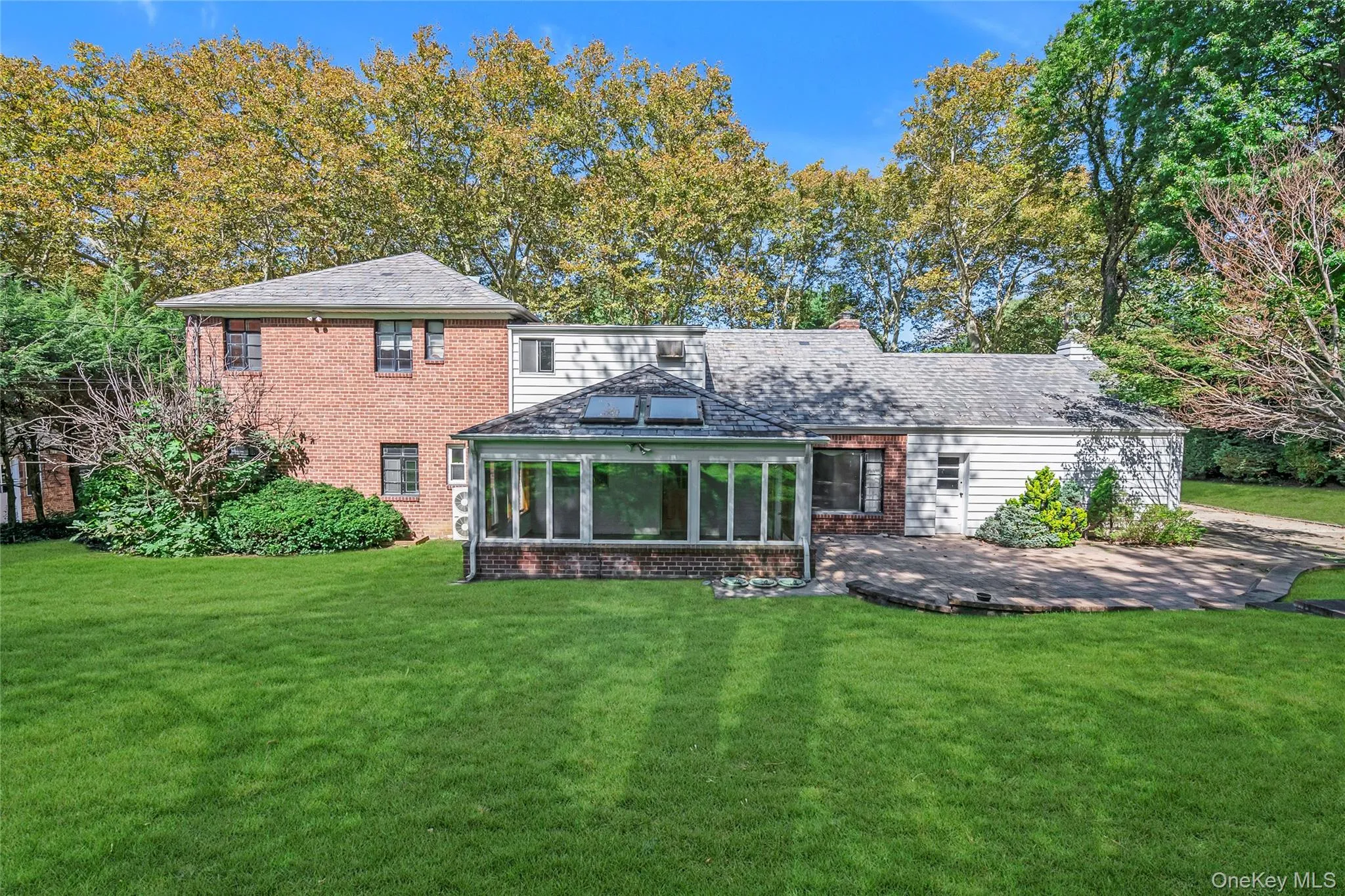 238 Clent Road, North Hempstead, NY, 5 Bedrooms Bedrooms, 9 Rooms Rooms,3 BathroomsBathrooms,Residential,For Rent,Clent,0,1051804 238 Clent Road, North Hempstead, NY, 5 Bedrooms Bedrooms, 9 Rooms Rooms,3 BathroomsBathrooms,Residential,For Rent,Clent,0,1051804