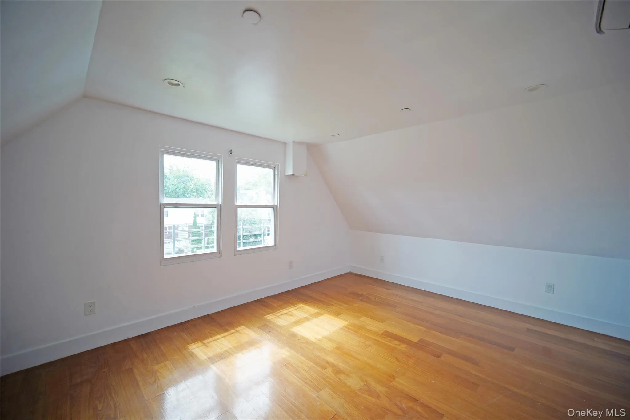 58 9th Avenue, Mount Vernon, NY, 1 Bedroom Bedrooms, 4 Room Rooms,1 BathroomBathrooms,Residential Lease,For Rent,9th,0,1051811 58 9th Avenue, Mount Vernon, NY, 1 Bedroom Bedrooms, 4 Room Rooms,1 BathroomBathrooms,Residential Lease,For Rent,9th,0,1051811