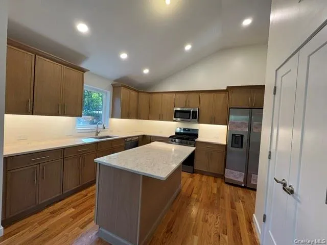 With all appliances. With all appliances.