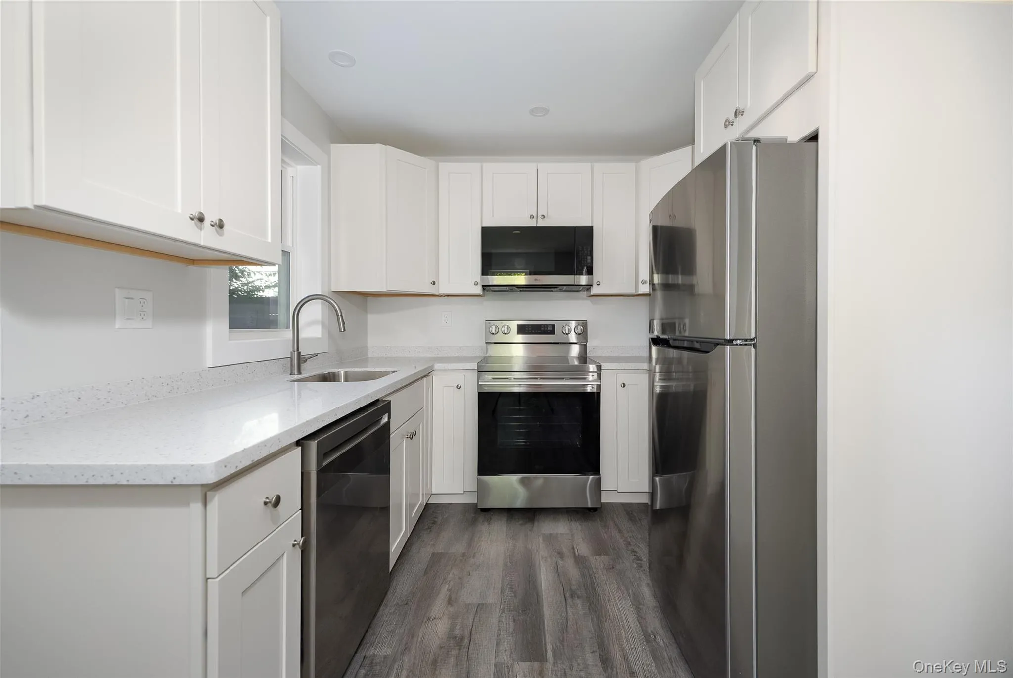 5 Douglas Street, Poughkeepsie, NY, 2 Bedrooms Bedrooms, 6 Rooms Rooms,2 BathroomsBathrooms,Residential Lease,For Rent,Douglas,0,1051815 5 Douglas Street, Poughkeepsie, NY, 2 Bedrooms Bedrooms, 6 Rooms Rooms,2 BathroomsBathrooms,Residential Lease,For Rent,Douglas,0,1051815