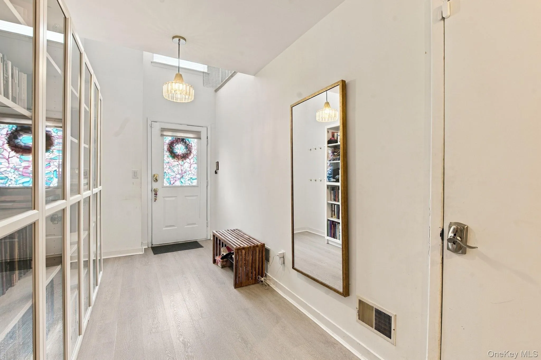 3 Nottingham Court, Clarkstown, NY, 2 Bedrooms Bedrooms, 6 Rooms Rooms,1 BathroomBathrooms,Residential,For Rent,Nottingham,0,1051816 3 Nottingham Court, Clarkstown, NY, 2 Bedrooms Bedrooms, 6 Rooms Rooms,1 BathroomBathrooms,Residential,For Rent,Nottingham,0,1051816