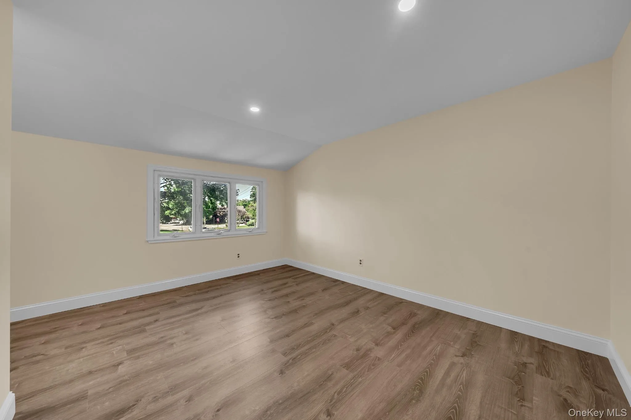 170 Park Lane, Oyster Bay, NY, 5 Bedrooms Bedrooms, 8 Rooms Rooms,2 BathroomsBathrooms,Residential,For Rent,Park,0,1051817 170 Park Lane, Oyster Bay, NY, 5 Bedrooms Bedrooms, 8 Rooms Rooms,2 BathroomsBathrooms,Residential,For Rent,Park,0,1051817