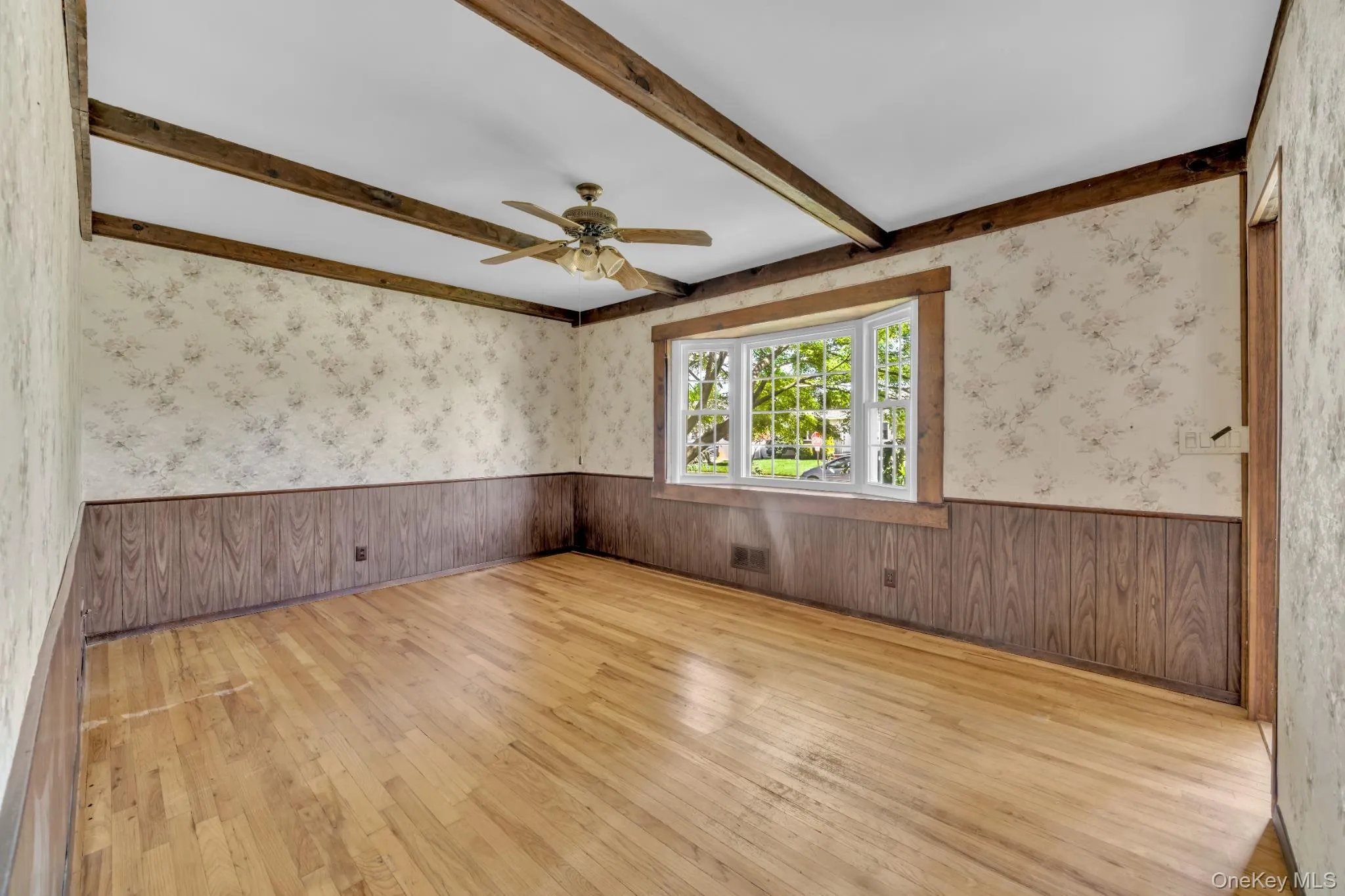 170 Park Lane, Oyster Bay, NY, 5 Bedrooms Bedrooms, 8 Rooms Rooms,2 BathroomsBathrooms,Residential,For Rent,Park,0,1051817 170 Park Lane, Oyster Bay, NY, 5 Bedrooms Bedrooms, 8 Rooms Rooms,2 BathroomsBathrooms,Residential,For Rent,Park,0,1051817
