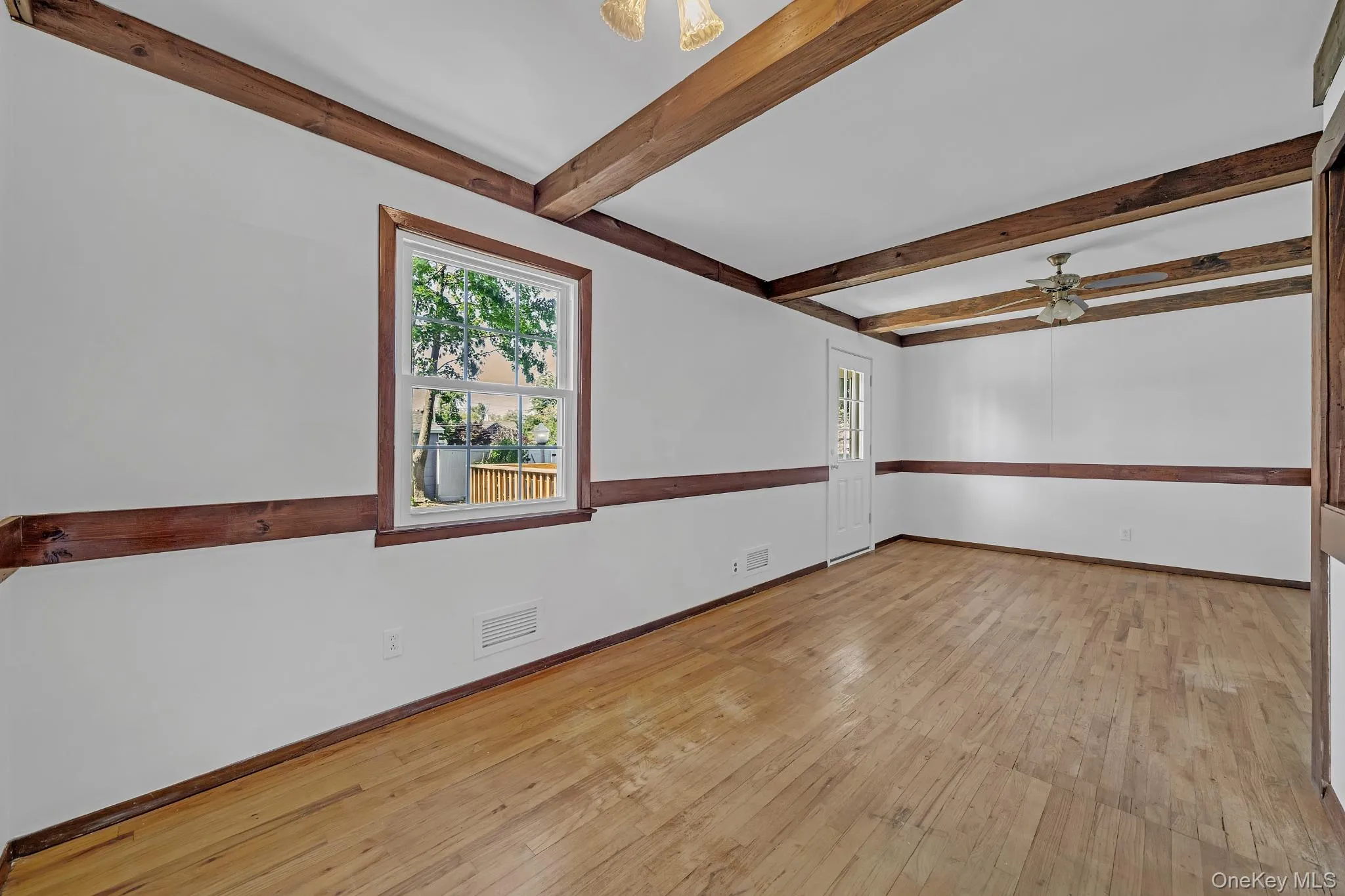 170 Park Lane, Oyster Bay, NY, 5 Bedrooms Bedrooms, 8 Rooms Rooms,2 BathroomsBathrooms,Residential,For Rent,Park,0,1051817 170 Park Lane, Oyster Bay, NY, 5 Bedrooms Bedrooms, 8 Rooms Rooms,2 BathroomsBathrooms,Residential,For Rent,Park,0,1051817