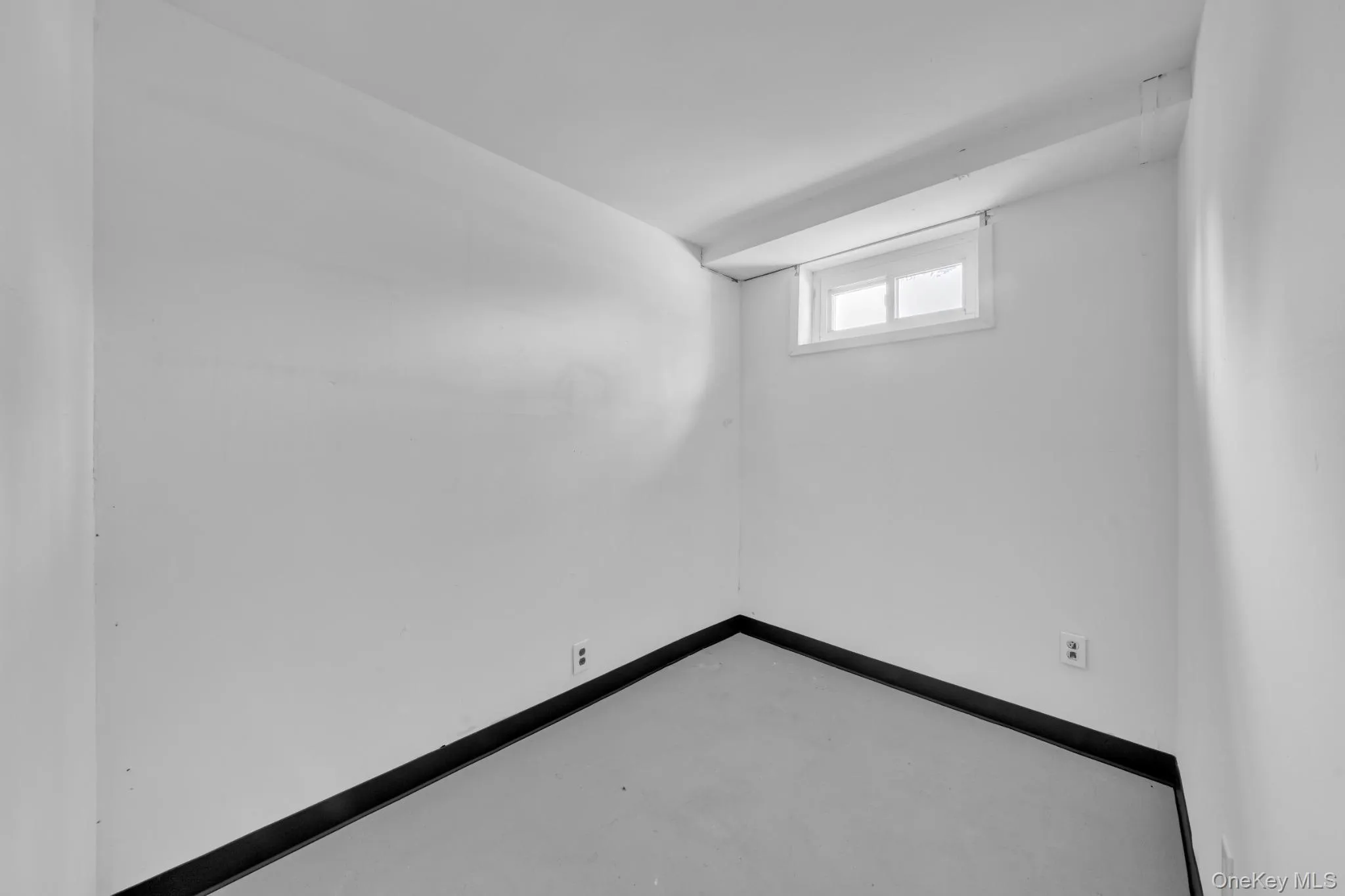 170 Park Lane, Oyster Bay, NY, 5 Bedrooms Bedrooms, 8 Rooms Rooms,2 BathroomsBathrooms,Residential,For Rent,Park,0,1051817 170 Park Lane, Oyster Bay, NY, 5 Bedrooms Bedrooms, 8 Rooms Rooms,2 BathroomsBathrooms,Residential,For Rent,Park,0,1051817