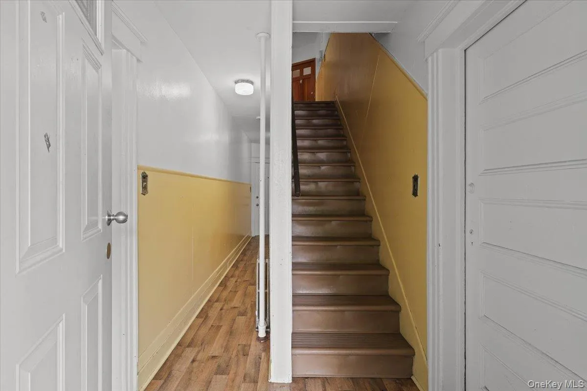 152 Summerfield Street, Eastchester, NY, 2 Bedroom Bedrooms, 4 Room Rooms,1 BathroomBathrooms,Residential Lease,For Rent,Summerfield,0,1051820 152 Summerfield Street, Eastchester, NY, 2 Bedroom Bedrooms, 4 Room Rooms,1 BathroomBathrooms,Residential Lease,For Rent,Summerfield,0,1051820
