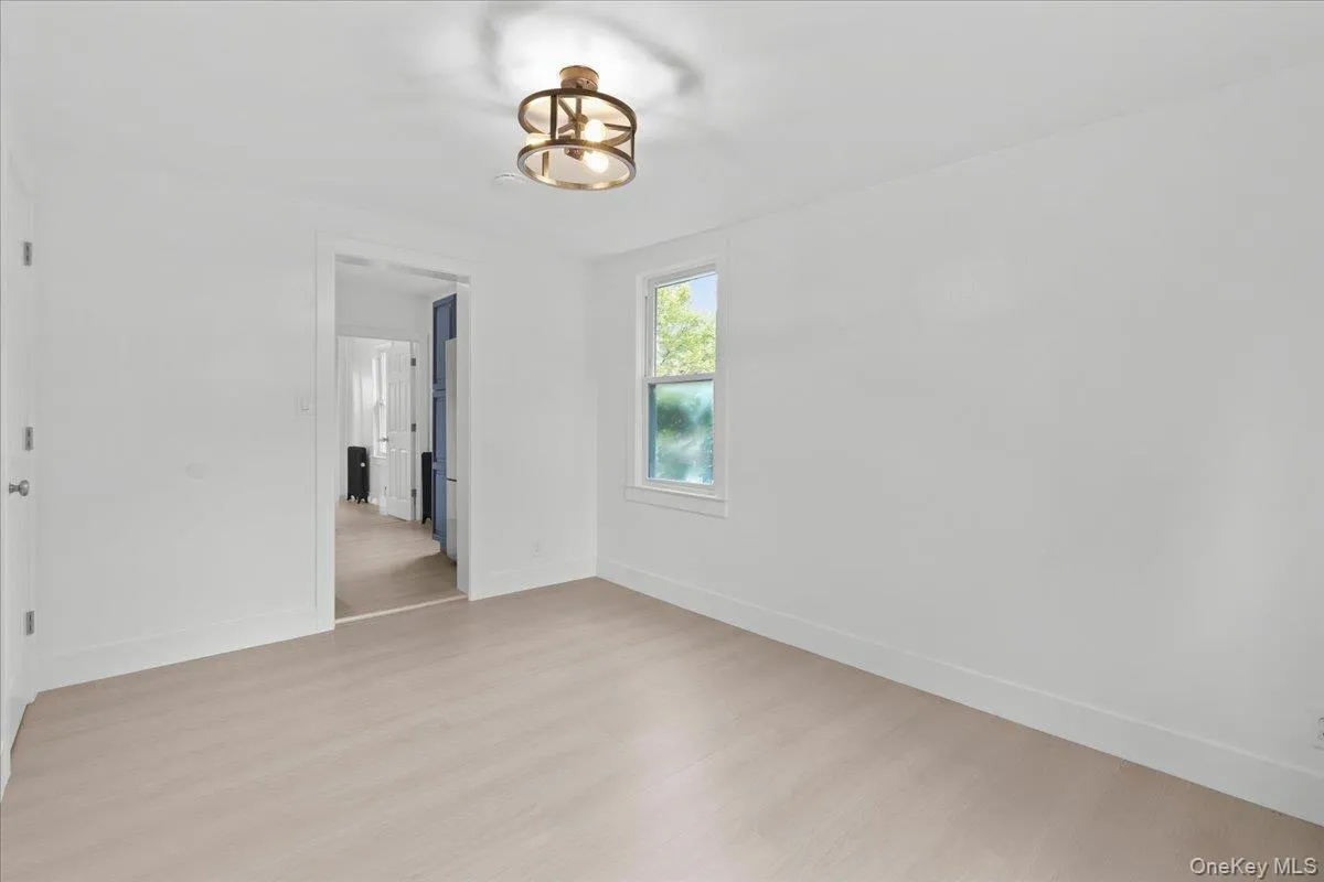 152 Summerfield Street, Eastchester, NY, 2 Bedroom Bedrooms, 4 Room Rooms,1 BathroomBathrooms,Residential Lease,For Rent,Summerfield,0,1051820 152 Summerfield Street, Eastchester, NY, 2 Bedroom Bedrooms, 4 Room Rooms,1 BathroomBathrooms,Residential Lease,For Rent,Summerfield,0,1051820