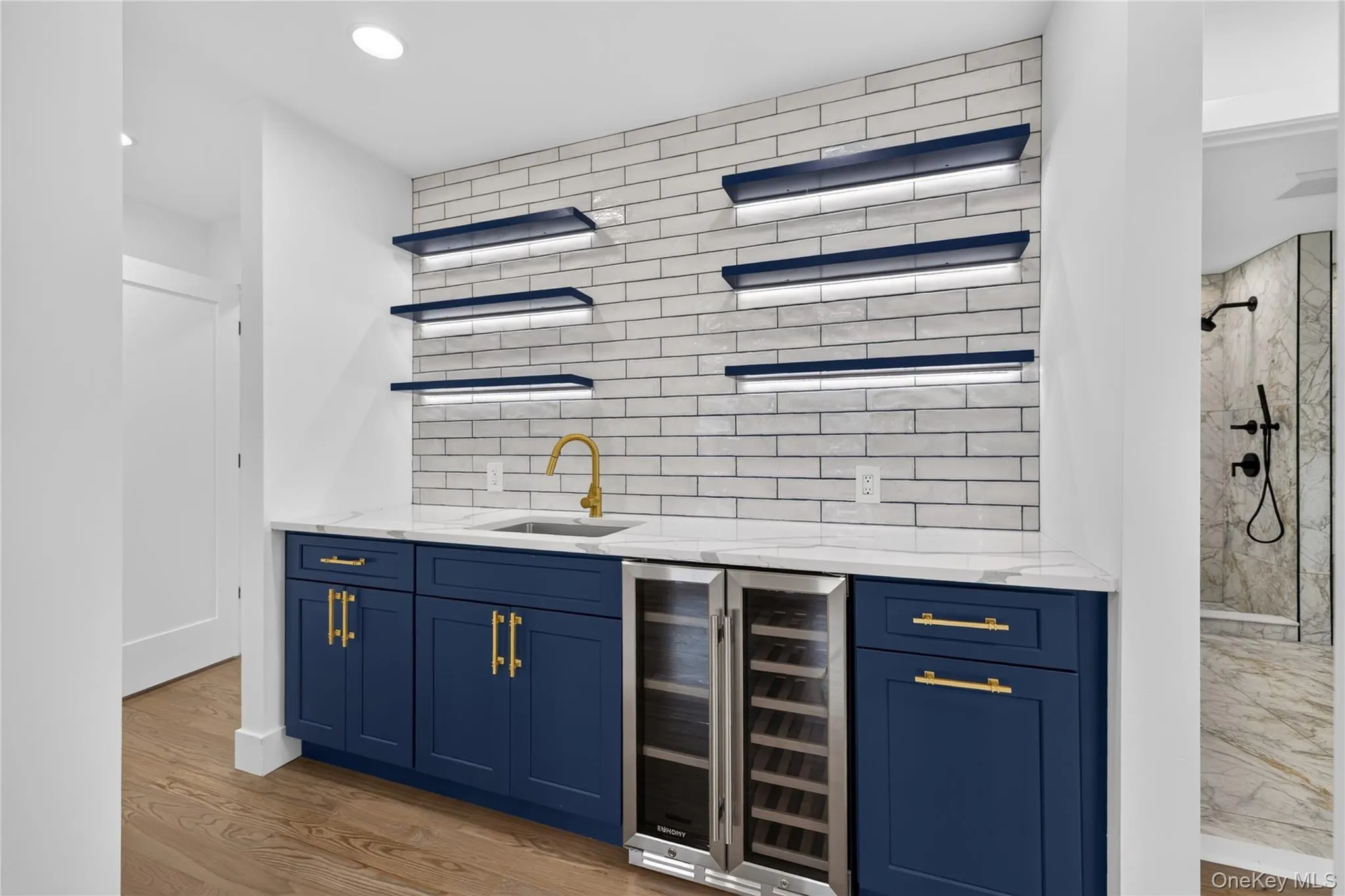 238 Oak Street, Oyster Bay, NY, 5 Bedrooms Bedrooms, 12 Rooms Rooms,4 BathroomsBathrooms,Residential,For Rent,Oak,0,1051822 238 Oak Street, Oyster Bay, NY, 5 Bedrooms Bedrooms, 12 Rooms Rooms,4 BathroomsBathrooms,Residential,For Rent,Oak,0,1051822