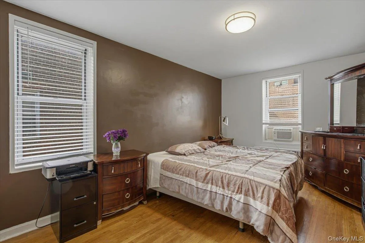 Wood-finish flooring with neutral wall tones Wood-finish flooring with neutral wall tones