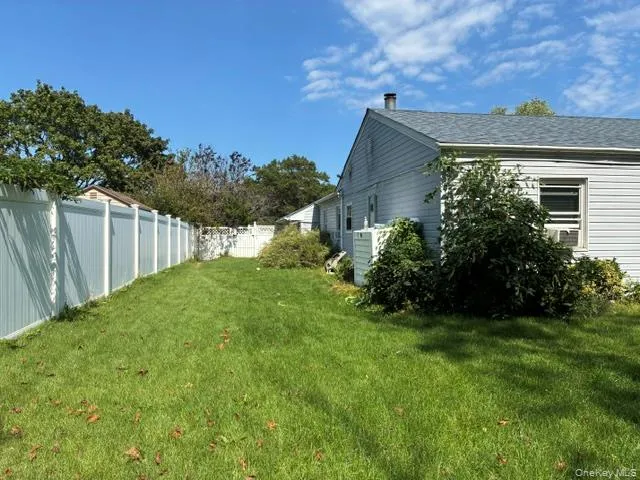 4 Carston Street, Brookhaven, NY, 3 Bedrooms Bedrooms, 7 Rooms Rooms,2 BathroomsBathrooms,Residential,For Rent,Carston,0,1051829 4 Carston Street, Brookhaven, NY, 3 Bedrooms Bedrooms, 7 Rooms Rooms,2 BathroomsBathrooms,Residential,For Rent,Carston,0,1051829