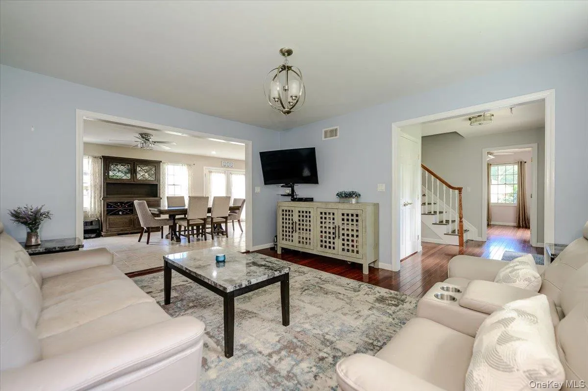 24 William Avenue, Islip, NY, 5 Bedrooms Bedrooms, 8 Rooms Rooms,2 BathroomsBathrooms,Residential,For Rent,William,0,1051841 24 William Avenue, Islip, NY, 5 Bedrooms Bedrooms, 8 Rooms Rooms,2 BathroomsBathrooms,Residential,For Rent,William,0,1051841