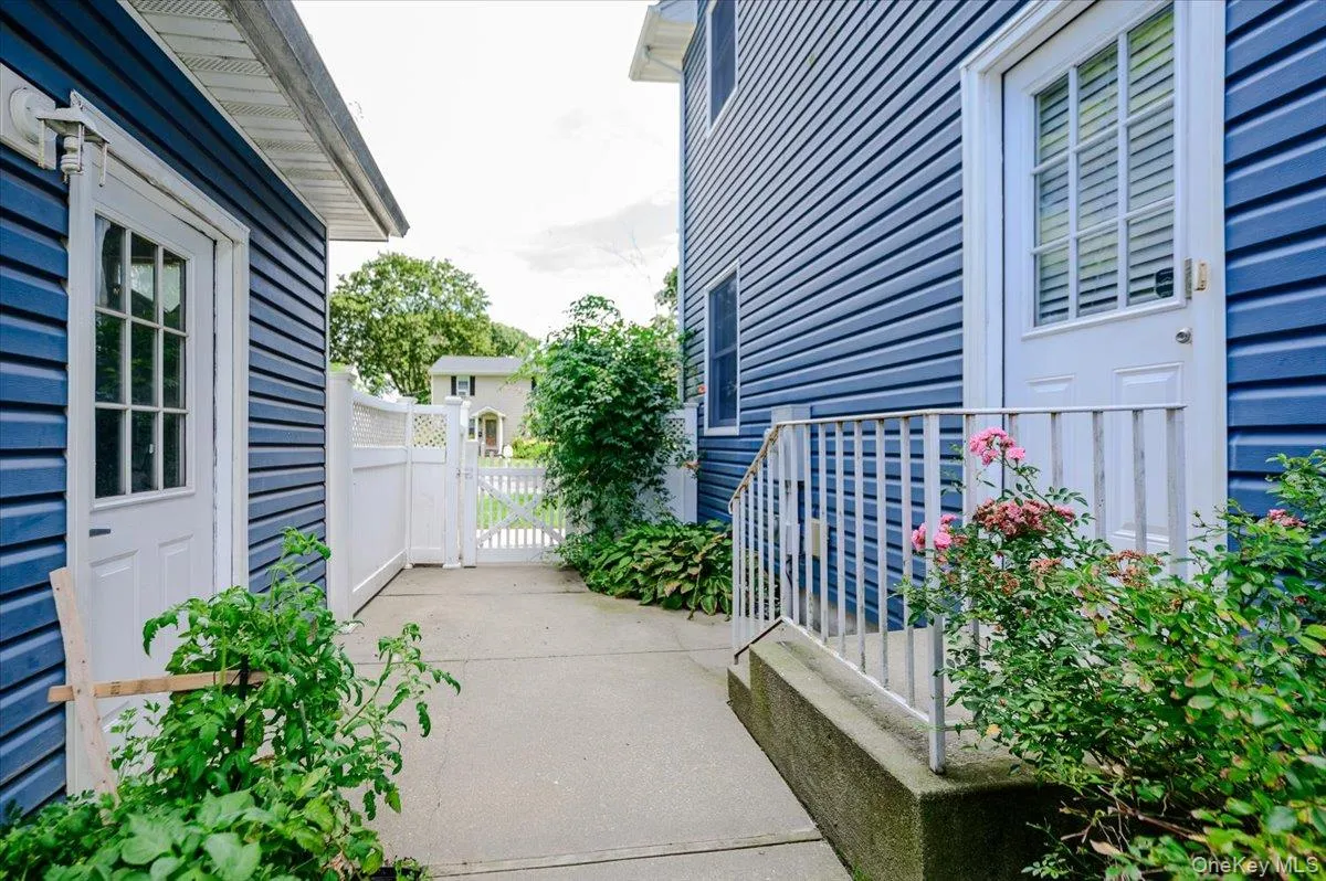 24 William Avenue, Islip, NY, 5 Bedrooms Bedrooms, 8 Rooms Rooms,2 BathroomsBathrooms,Residential,For Rent,William,0,1051841 24 William Avenue, Islip, NY, 5 Bedrooms Bedrooms, 8 Rooms Rooms,2 BathroomsBathrooms,Residential,For Rent,William,0,1051841