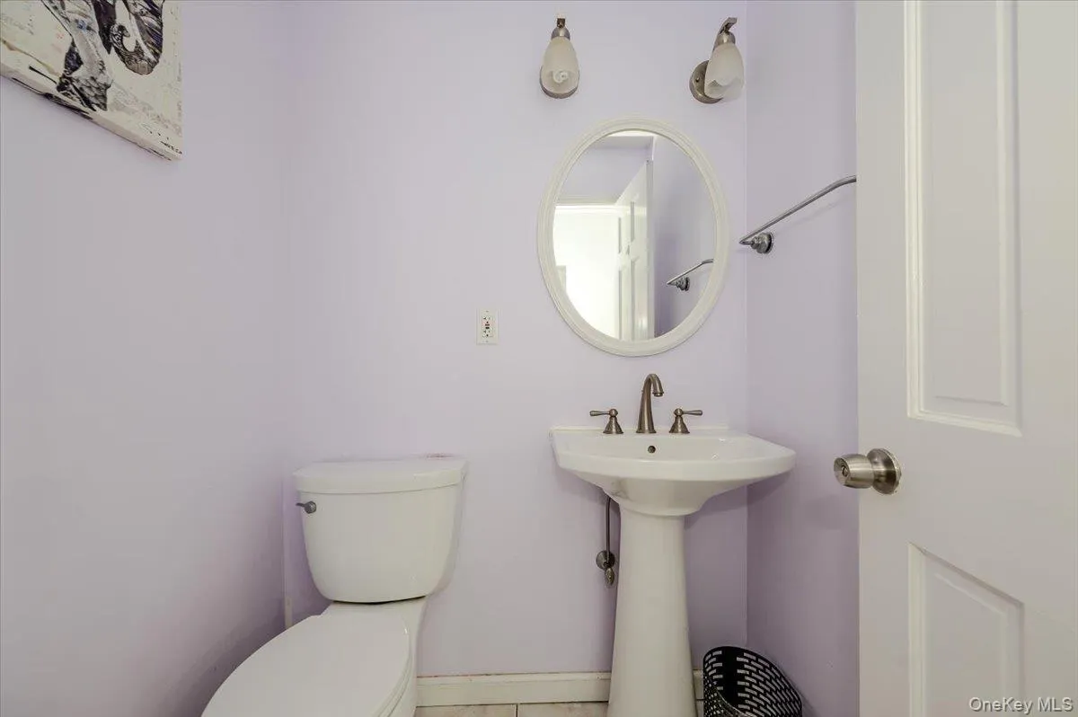 24 William Avenue, Islip, NY, 5 Bedrooms Bedrooms, 8 Rooms Rooms,2 BathroomsBathrooms,Residential,For Rent,William,0,1051841 24 William Avenue, Islip, NY, 5 Bedrooms Bedrooms, 8 Rooms Rooms,2 BathroomsBathrooms,Residential,For Rent,William,0,1051841