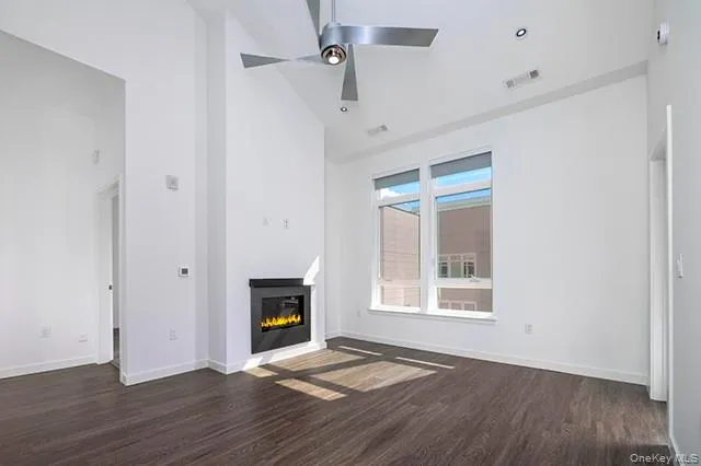 119 Searing Avenue, North Hempstead, NY, 2 Bedrooms Bedrooms, 4 Rooms Rooms,2 BathroomsBathrooms,Residential Lease,For Rent,Searing,0,1051846 119 Searing Avenue, North Hempstead, NY, 2 Bedrooms Bedrooms, 4 Rooms Rooms,2 BathroomsBathrooms,Residential Lease,For Rent,Searing,0,1051846