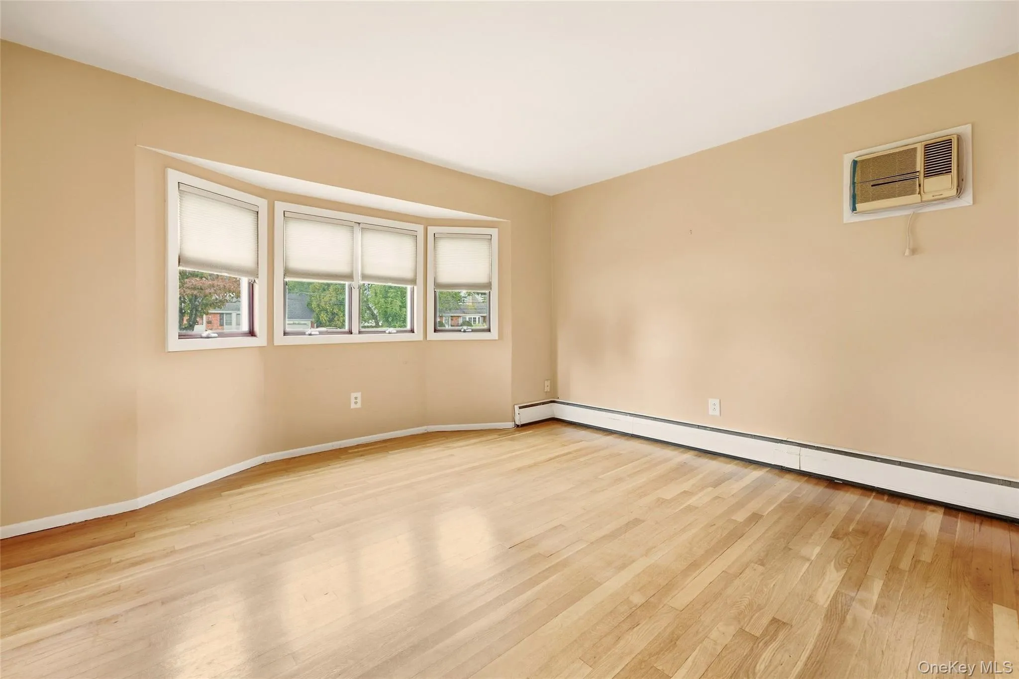 44 Dulittle Street, Babylon, NY, 4 Bedrooms Bedrooms, 9 Rooms Rooms,2 BathroomsBathrooms,Residential,For Rent,Dulittle,0,1051849 44 Dulittle Street, Babylon, NY, 4 Bedrooms Bedrooms, 9 Rooms Rooms,2 BathroomsBathrooms,Residential,For Rent,Dulittle,0,1051849