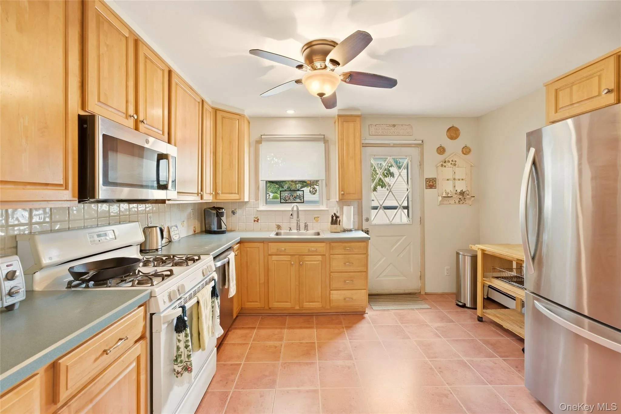 44 Dulittle Street, Babylon, NY, 4 Bedrooms Bedrooms, 9 Rooms Rooms,2 BathroomsBathrooms,Residential,For Rent,Dulittle,0,1051849 44 Dulittle Street, Babylon, NY, 4 Bedrooms Bedrooms, 9 Rooms Rooms,2 BathroomsBathrooms,Residential,For Rent,Dulittle,0,1051849