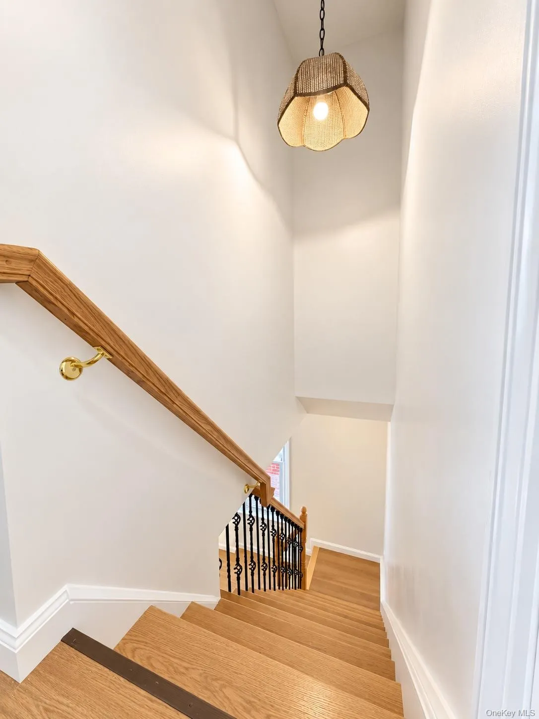 2918 200th Street, New York, NY, 3 Bedrooms Bedrooms, 5 Rooms Rooms,2 BathroomsBathrooms,Residential,For Rent,200th,0,1051854 2918 200th Street, New York, NY, 3 Bedrooms Bedrooms, 5 Rooms Rooms,2 BathroomsBathrooms,Residential,For Rent,200th,0,1051854