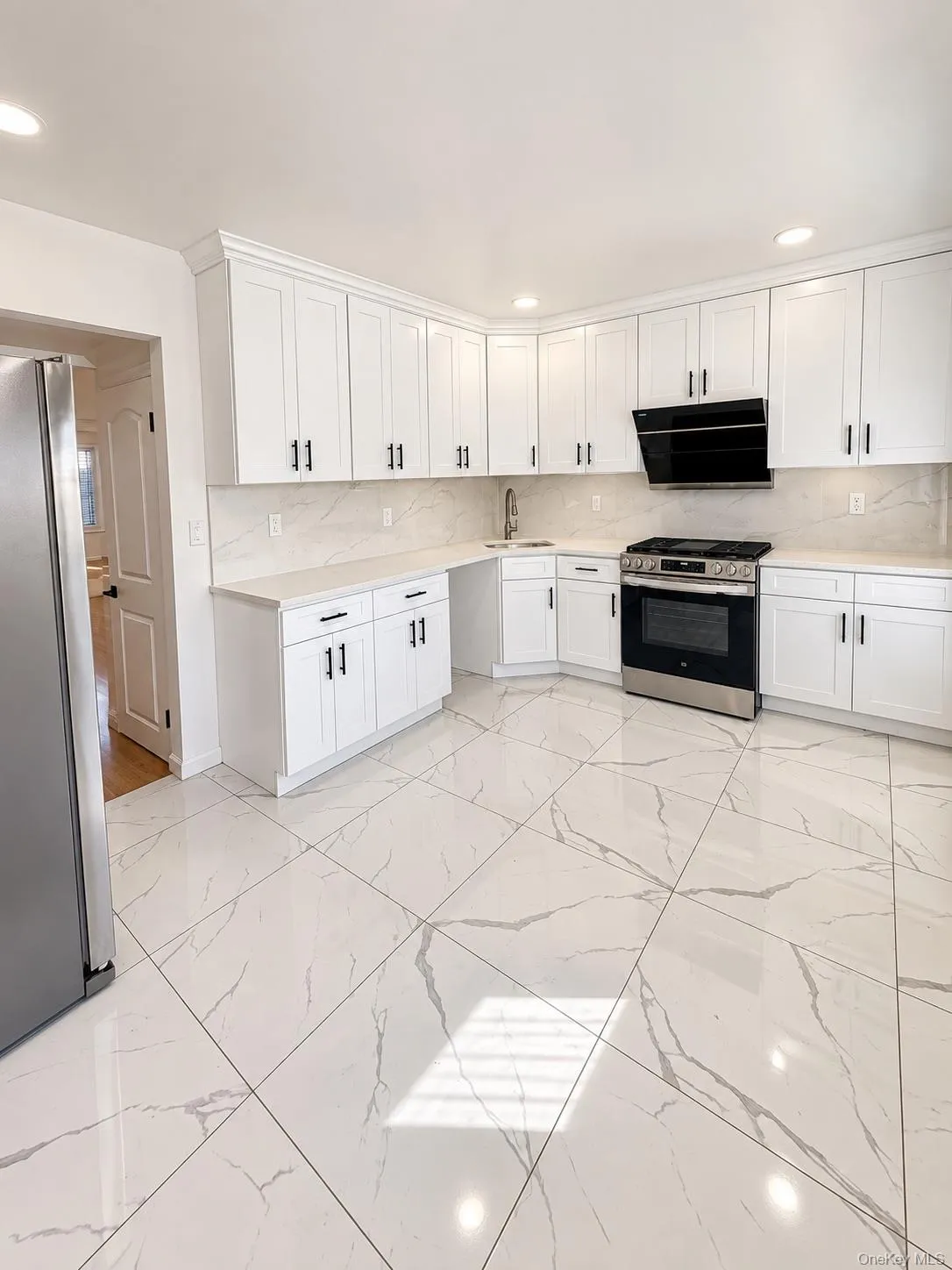 2918 200th Street, New York, NY, 3 Bedrooms Bedrooms, 5 Rooms Rooms,2 BathroomsBathrooms,Residential,For Rent,200th,0,1051854 2918 200th Street, New York, NY, 3 Bedrooms Bedrooms, 5 Rooms Rooms,2 BathroomsBathrooms,Residential,For Rent,200th,0,1051854