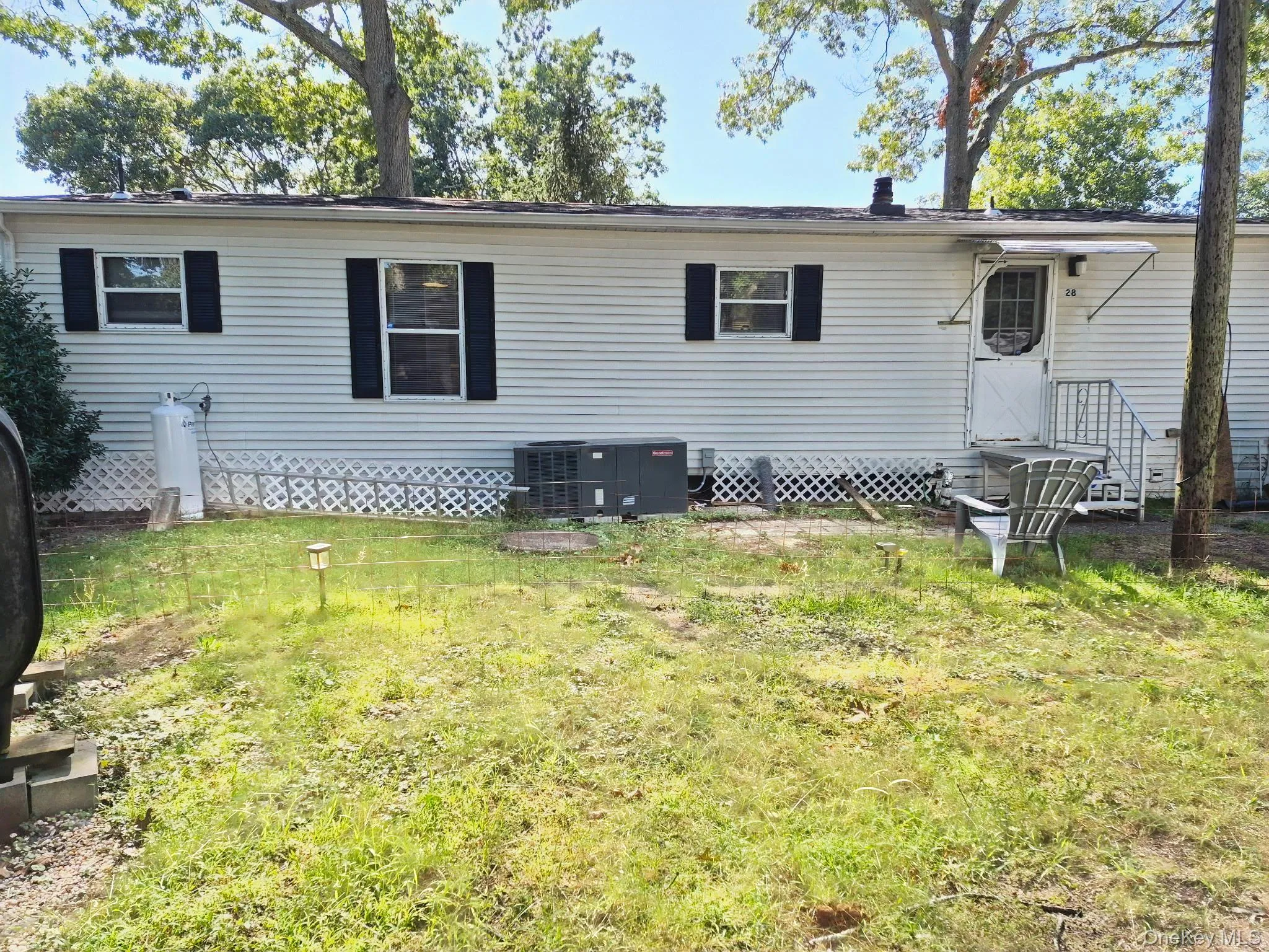 37-28 Hubbard Avenue, Riverhead, NY, 2 Bedrooms Bedrooms, 7 Rooms Rooms,2 BathroomsBathrooms,Residential,For Rent,Hubbard Avenue,0,1051859 37-28 Hubbard Avenue, Riverhead, NY, 2 Bedrooms Bedrooms, 7 Rooms Rooms,2 BathroomsBathrooms,Residential,For Rent,Hubbard Avenue,0,1051859