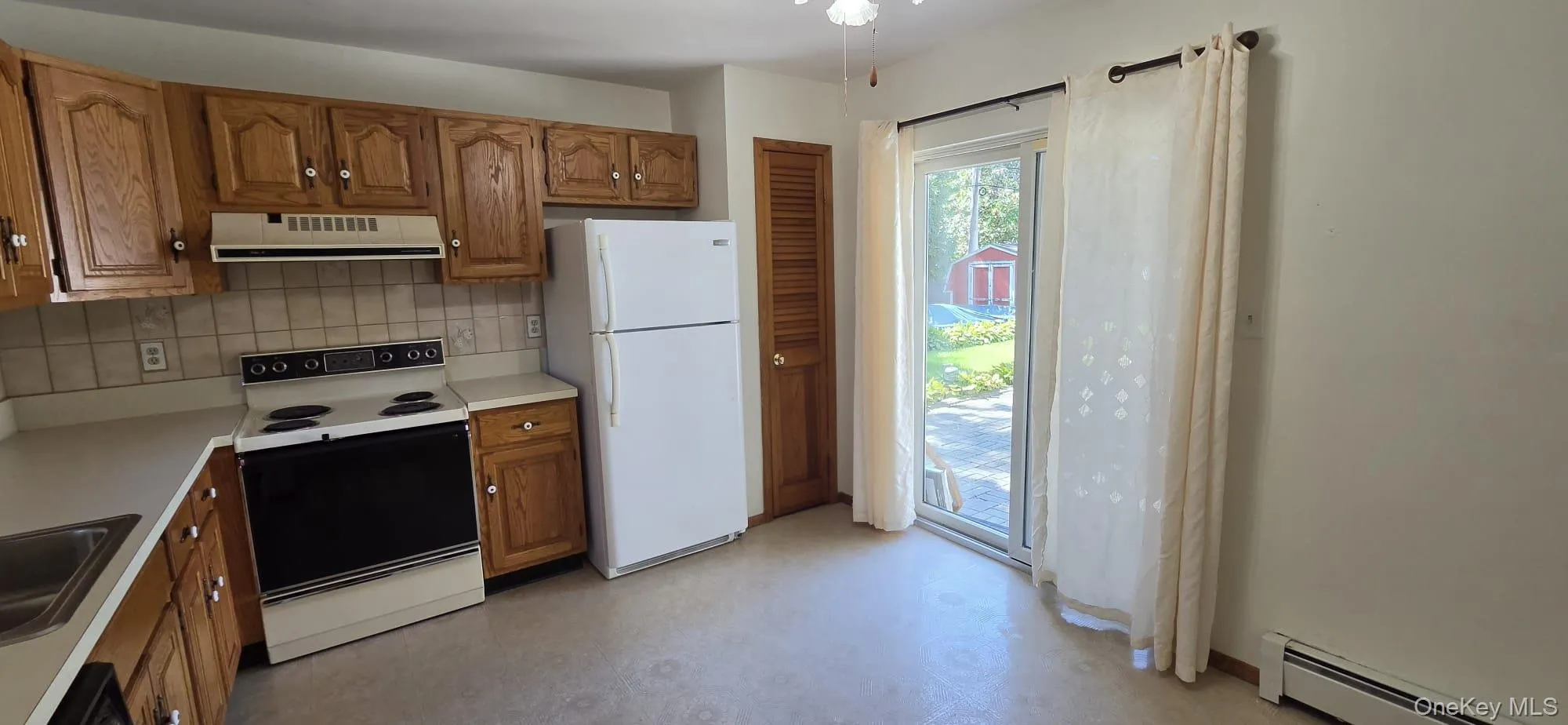 36 Holly Hill Lane, Brookhaven, NY, 1 Bedroom Bedrooms, 3 Rooms Rooms,1 BathroomBathrooms,Residential Lease,For Rent,Holly Hill,0,1051864 36 Holly Hill Lane, Brookhaven, NY, 1 Bedroom Bedrooms, 3 Rooms Rooms,1 BathroomBathrooms,Residential Lease,For Rent,Holly Hill,0,1051864