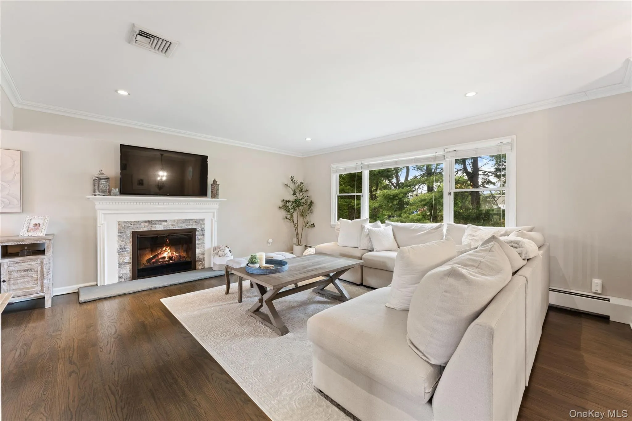 1 Sherwood Road, Clarkstown, NY, 4 Bedrooms Bedrooms, 10 Rooms Rooms,3 BathroomsBathrooms,Residential,For Rent,Sherwood,0,1051865 1 Sherwood Road, Clarkstown, NY, 4 Bedrooms Bedrooms, 10 Rooms Rooms,3 BathroomsBathrooms,Residential,For Rent,Sherwood,0,1051865
