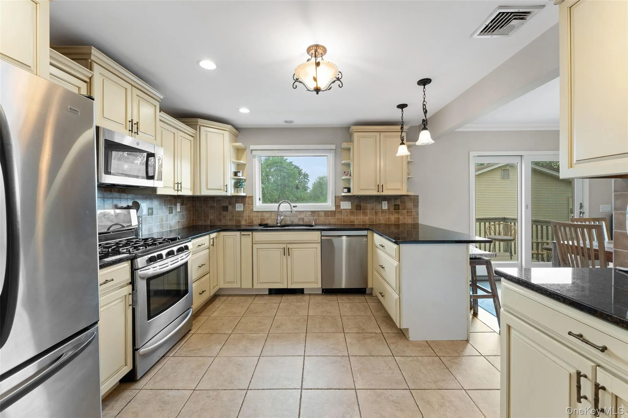 1 Sherwood Road, Clarkstown, NY, 4 Bedrooms Bedrooms, 10 Rooms Rooms,3 BathroomsBathrooms,Residential,For Rent,Sherwood,0,1051865 1 Sherwood Road, Clarkstown, NY, 4 Bedrooms Bedrooms, 10 Rooms Rooms,3 BathroomsBathrooms,Residential,For Rent,Sherwood,0,1051865