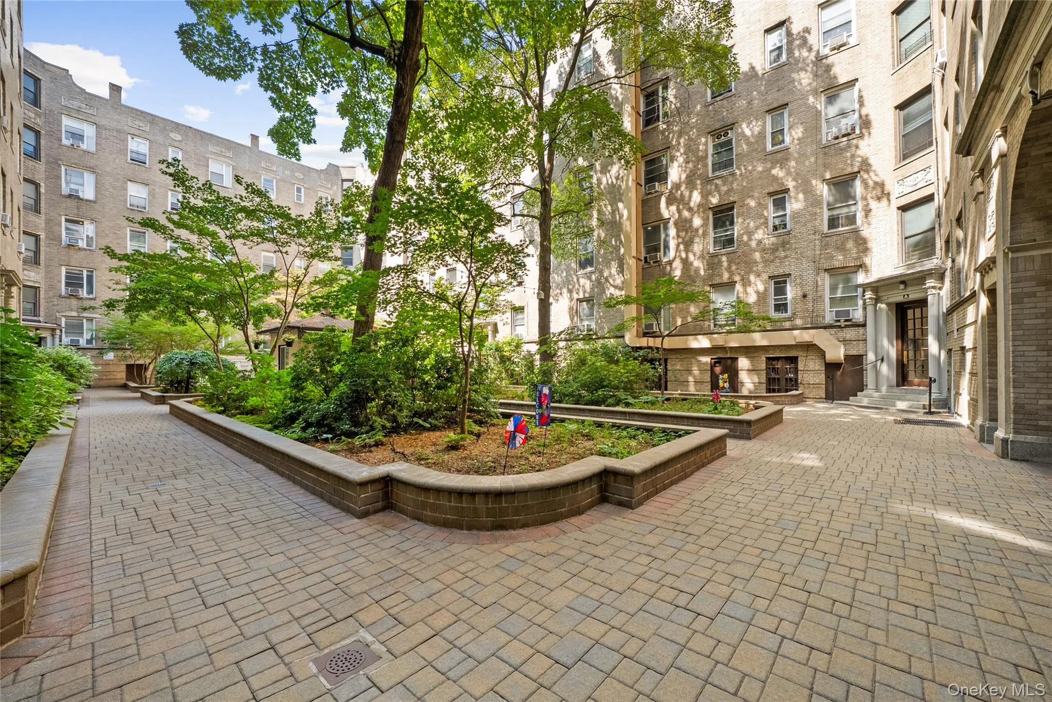 45-08 40th, New York, NY, 2 Bedrooms Bedrooms, 4 Rooms Rooms,1 BathroomBathrooms,Residential,For Rent,40th,0,1051866 45-08 40th, New York, NY, 2 Bedrooms Bedrooms, 4 Rooms Rooms,1 BathroomBathrooms,Residential,For Rent,40th,0,1051866