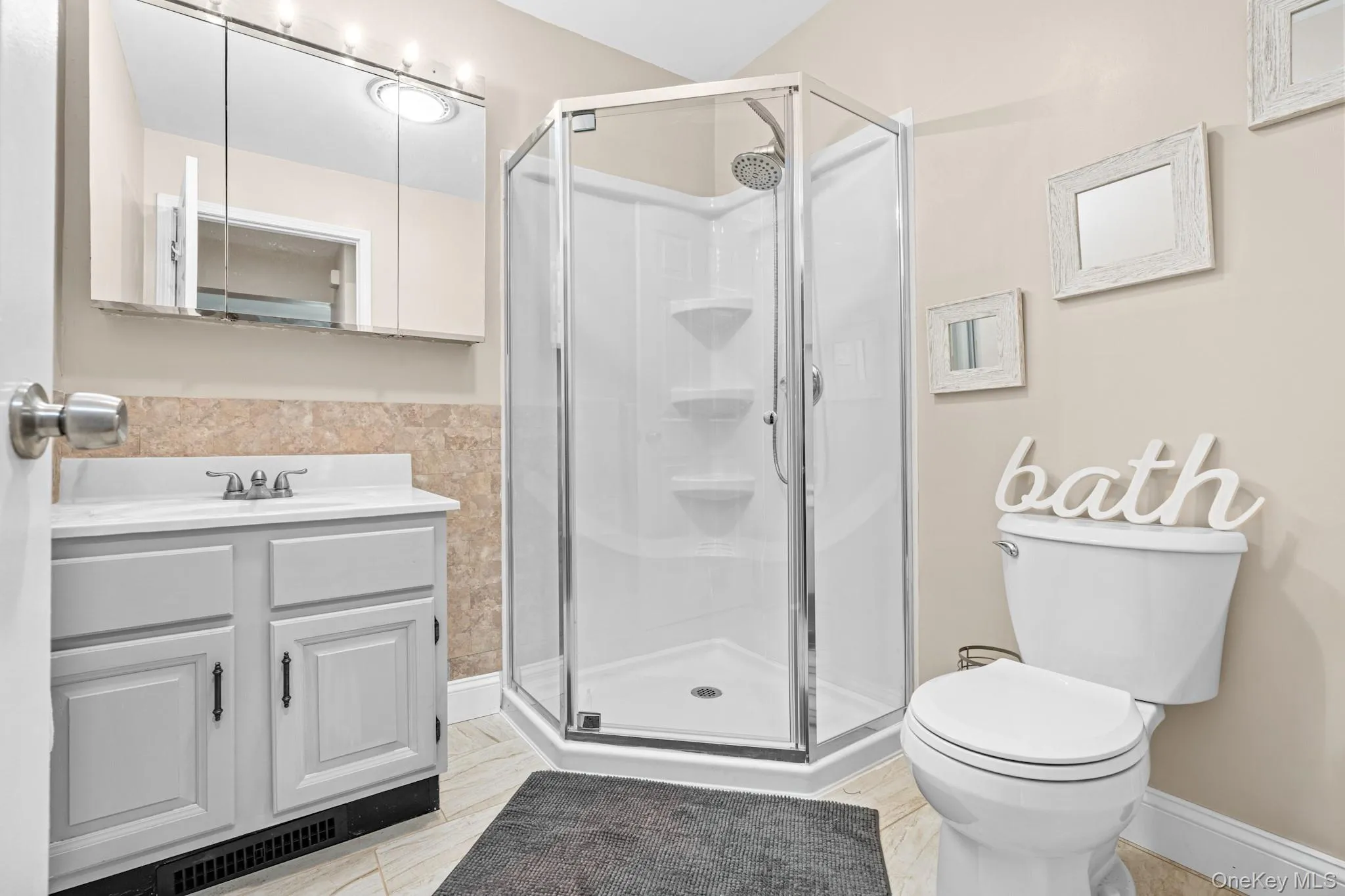 11 Nicole Circle, Ossining, NY, 2 Bedrooms Bedrooms, 7 Rooms Rooms,2 BathroomsBathrooms,Residential Lease,For Rent,Nicole,0,1051873 11 Nicole Circle, Ossining, NY, 2 Bedrooms Bedrooms, 7 Rooms Rooms,2 BathroomsBathrooms,Residential Lease,For Rent,Nicole,0,1051873