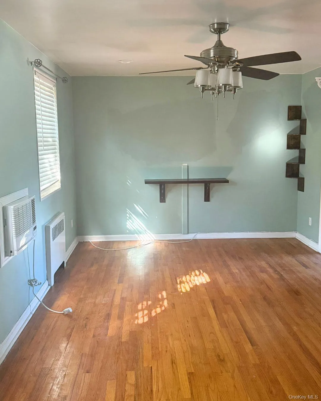 23424 133rd Avenue, New York, NY, 1 Bedroom Bedrooms, 4 Room Rooms,1 BathroomBathrooms,Residential Lease,For Rent,133rd,0,1051877 23424 133rd Avenue, New York, NY, 1 Bedroom Bedrooms, 4 Room Rooms,1 BathroomBathrooms,Residential Lease,For Rent,133rd,0,1051877
