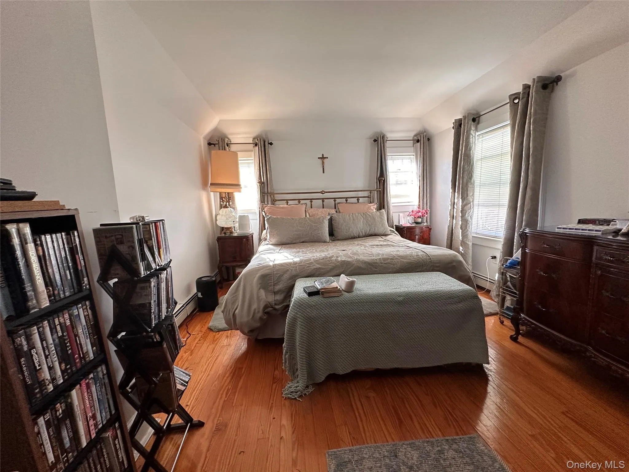 612 8th Avenue, Mount Vernon, NY, 3 Bedrooms Bedrooms, 7 Rooms Rooms,1 BathroomBathrooms,Residential,For Rent,8th,0,1051878 612 8th Avenue, Mount Vernon, NY, 3 Bedrooms Bedrooms, 7 Rooms Rooms,1 BathroomBathrooms,Residential,For Rent,8th,0,1051878