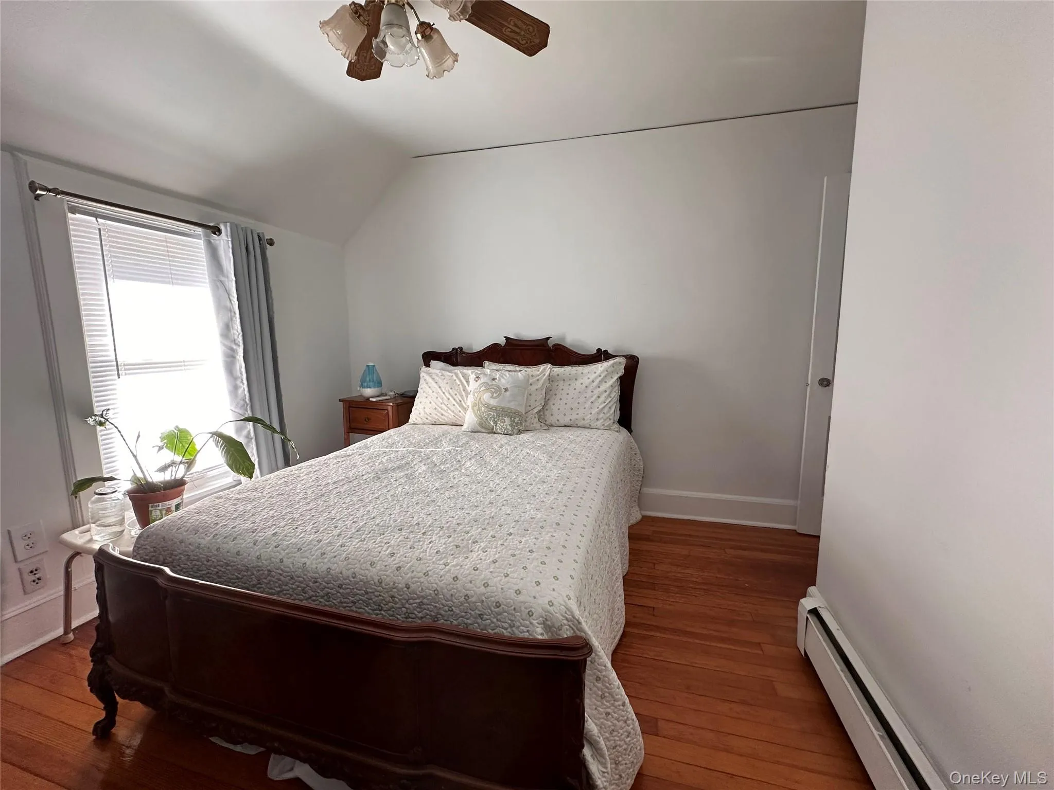 612 8th Avenue, Mount Vernon, NY, 3 Bedrooms Bedrooms, 7 Rooms Rooms,1 BathroomBathrooms,Residential,For Rent,8th,0,1051878 612 8th Avenue, Mount Vernon, NY, 3 Bedrooms Bedrooms, 7 Rooms Rooms,1 BathroomBathrooms,Residential,For Rent,8th,0,1051878