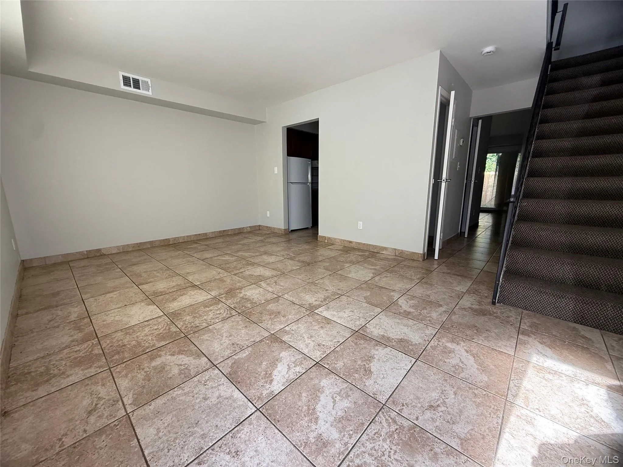 136 Hill Crescent, Riverhead, NY, 3 Bedrooms Bedrooms, 6 Rooms Rooms,1 BathroomBathrooms,Residential,For Rent,Hill,0,1051882 136 Hill Crescent, Riverhead, NY, 3 Bedrooms Bedrooms, 6 Rooms Rooms,1 BathroomBathrooms,Residential,For Rent,Hill,0,1051882