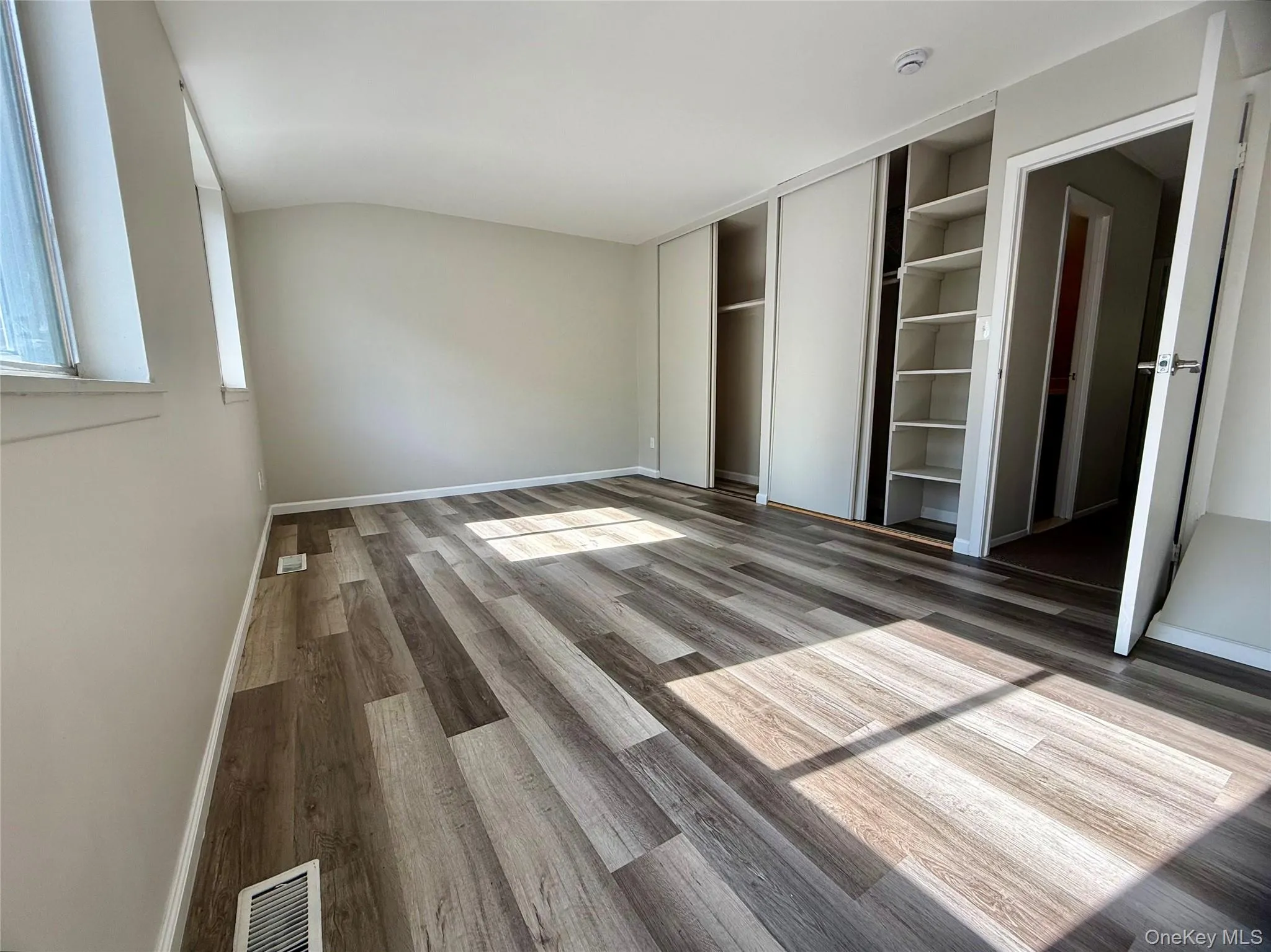 136 Hill Crescent, Riverhead, NY, 3 Bedrooms Bedrooms, 6 Rooms Rooms,1 BathroomBathrooms,Residential,For Rent,Hill,0,1051882 136 Hill Crescent, Riverhead, NY, 3 Bedrooms Bedrooms, 6 Rooms Rooms,1 BathroomBathrooms,Residential,For Rent,Hill,0,1051882