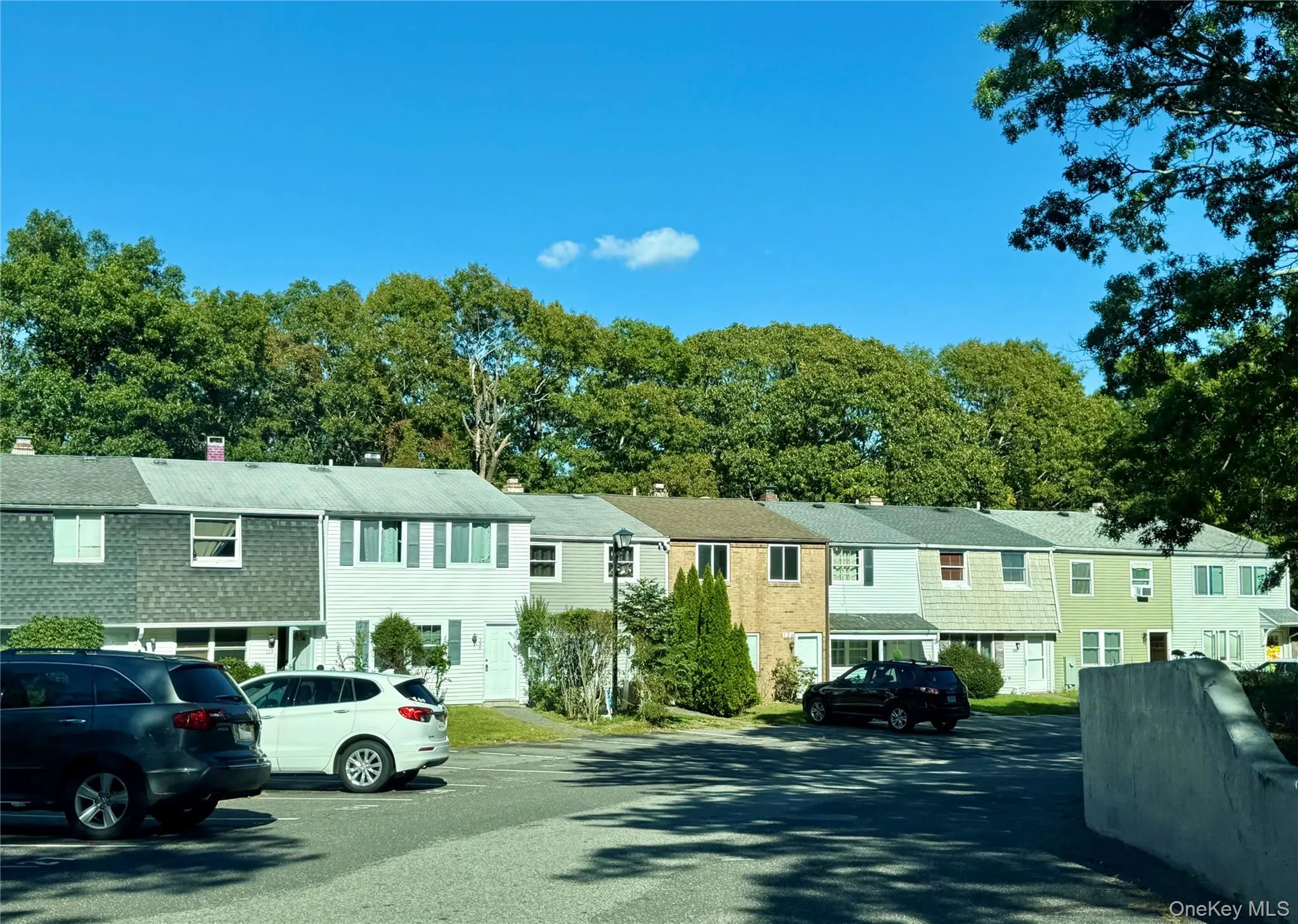 136 Hill Crescent, Riverhead, NY, 3 Bedrooms Bedrooms, 6 Rooms Rooms,1 BathroomBathrooms,Residential,For Rent,Hill,0,1051882 136 Hill Crescent, Riverhead, NY, 3 Bedrooms Bedrooms, 6 Rooms Rooms,1 BathroomBathrooms,Residential,For Rent,Hill,0,1051882