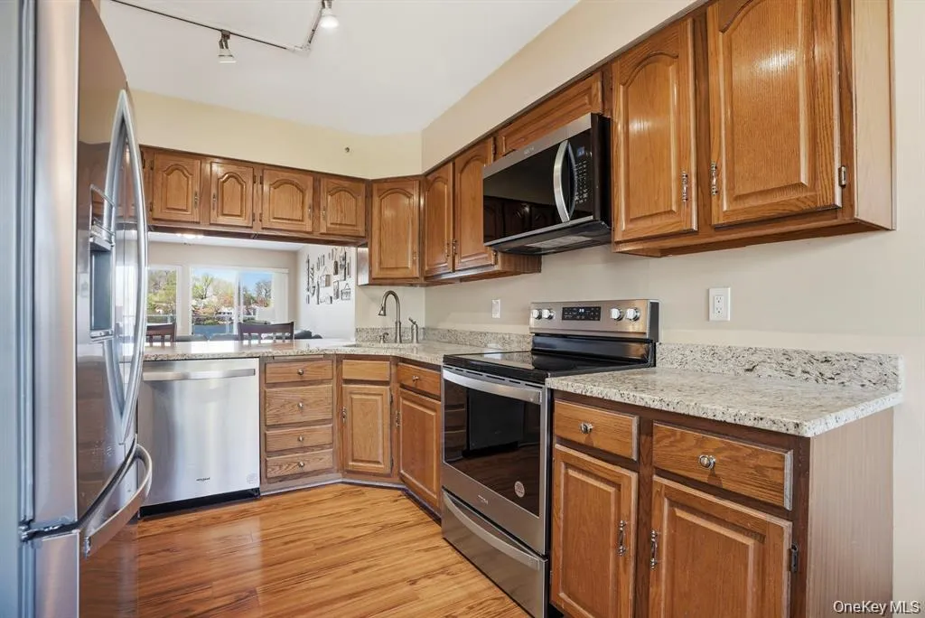 4 Marina Drive, Carmel, NY, 1 Bedroom Bedrooms, 5 Rooms Rooms,1 BathroomBathrooms,Residential Lease,For Rent,Marina,0,1051885 4 Marina Drive, Carmel, NY, 1 Bedroom Bedrooms, 5 Rooms Rooms,1 BathroomBathrooms,Residential Lease,For Rent,Marina,0,1051885