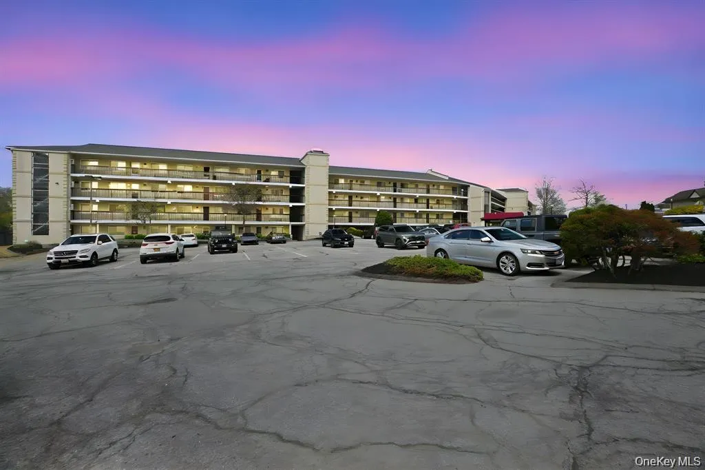 4 Marina Drive, Carmel, NY, 1 Bedroom Bedrooms, 5 Rooms Rooms,1 BathroomBathrooms,Residential Lease,For Rent,Marina,0,1051885 4 Marina Drive, Carmel, NY, 1 Bedroom Bedrooms, 5 Rooms Rooms,1 BathroomBathrooms,Residential Lease,For Rent,Marina,0,1051885
