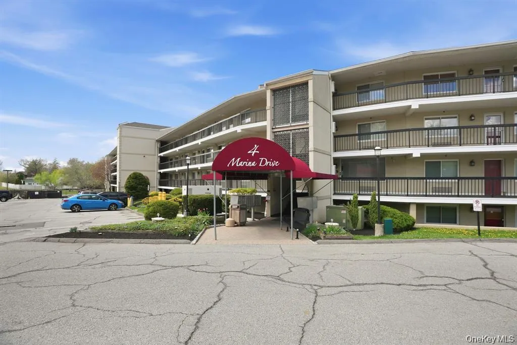 4 Marina Drive, Carmel, NY, 1 Bedroom Bedrooms, 5 Rooms Rooms,1 BathroomBathrooms,Residential Lease,For Rent,Marina,0,1051885 4 Marina Drive, Carmel, NY, 1 Bedroom Bedrooms, 5 Rooms Rooms,1 BathroomBathrooms,Residential Lease,For Rent,Marina,0,1051885